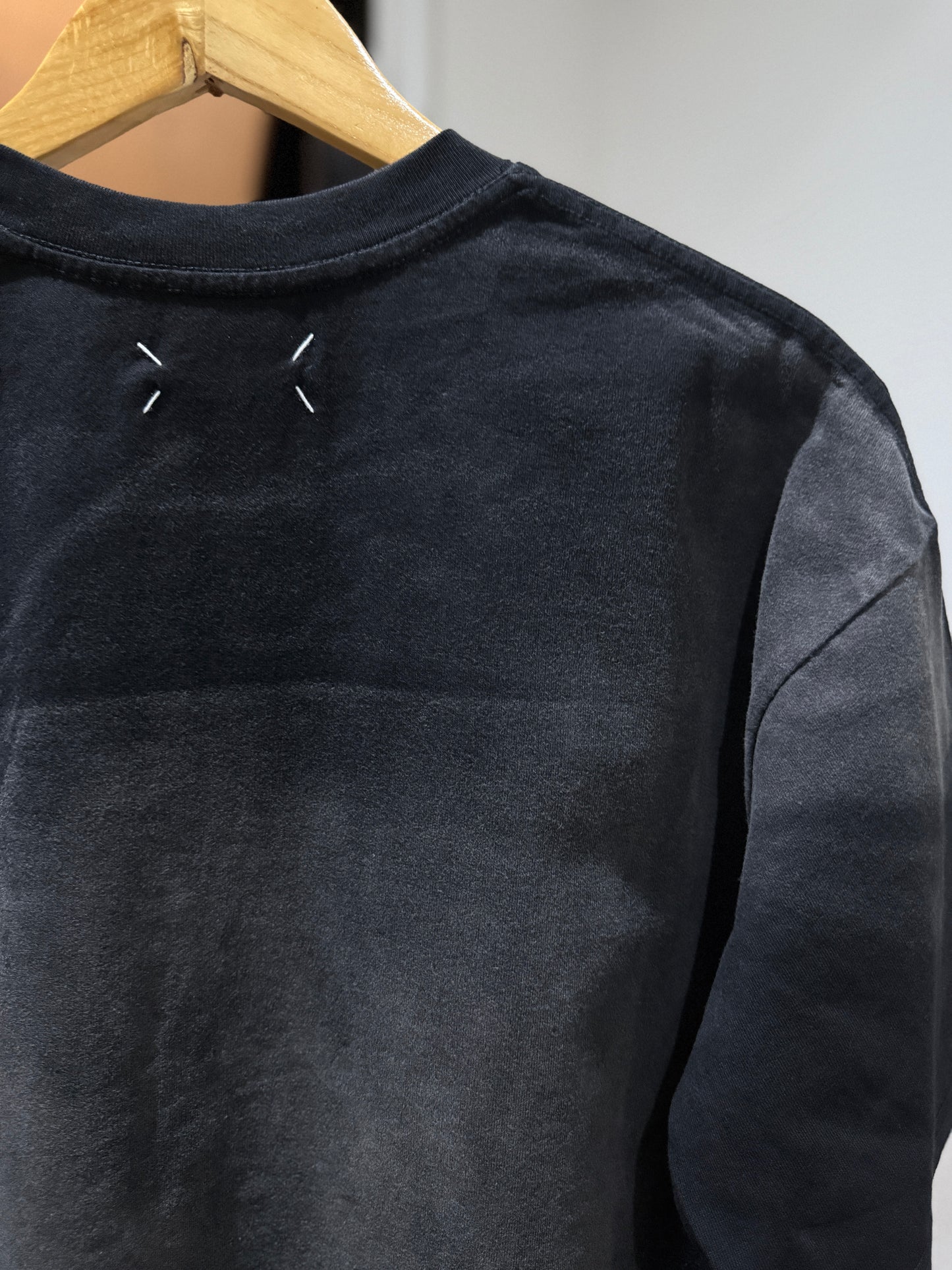 Maison Margiela T-Shirt (Acid Black)