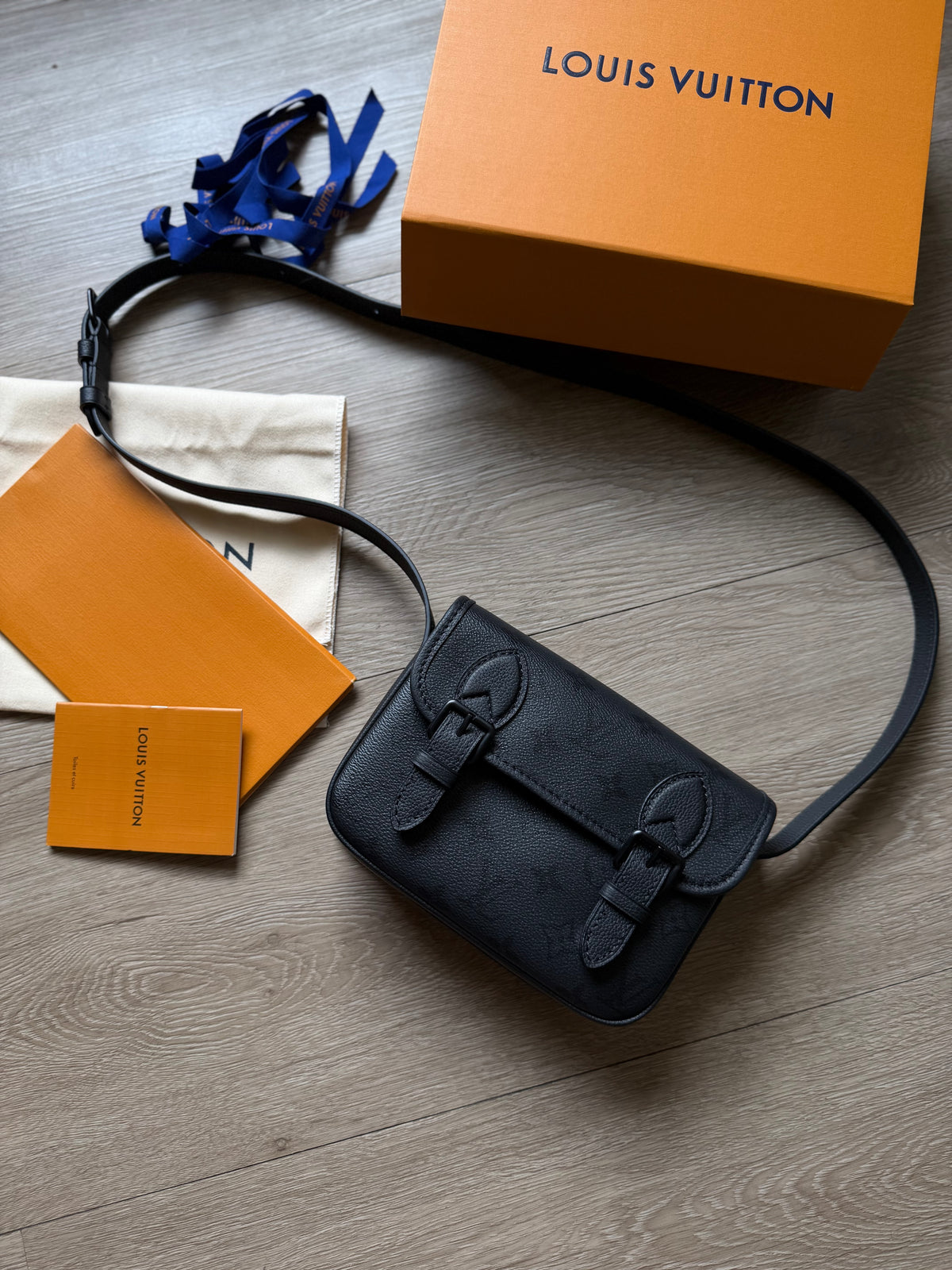 Louis V Satchel Wearable Wallet