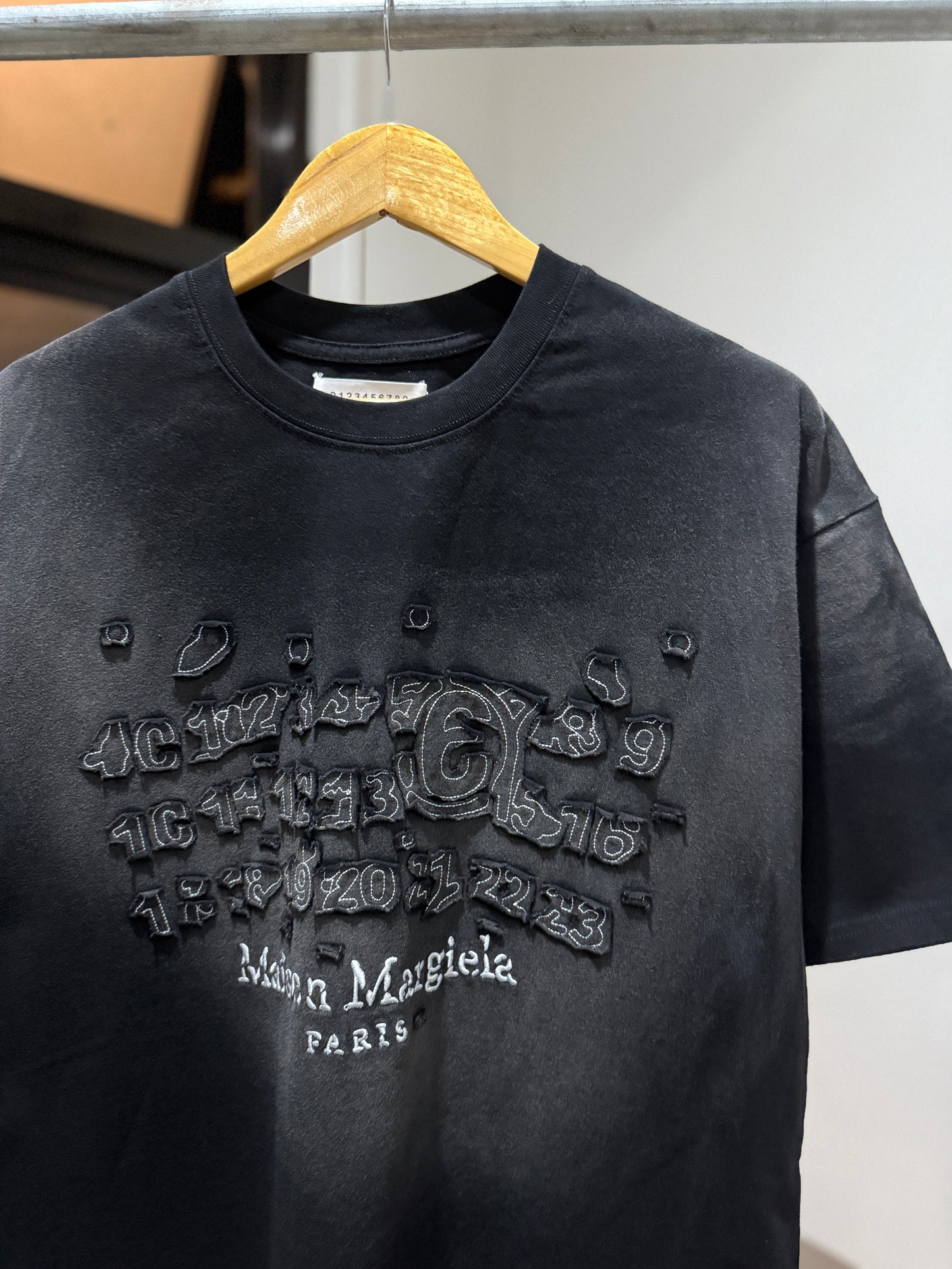 Maison Margiela T-Shirt (Acid Black)