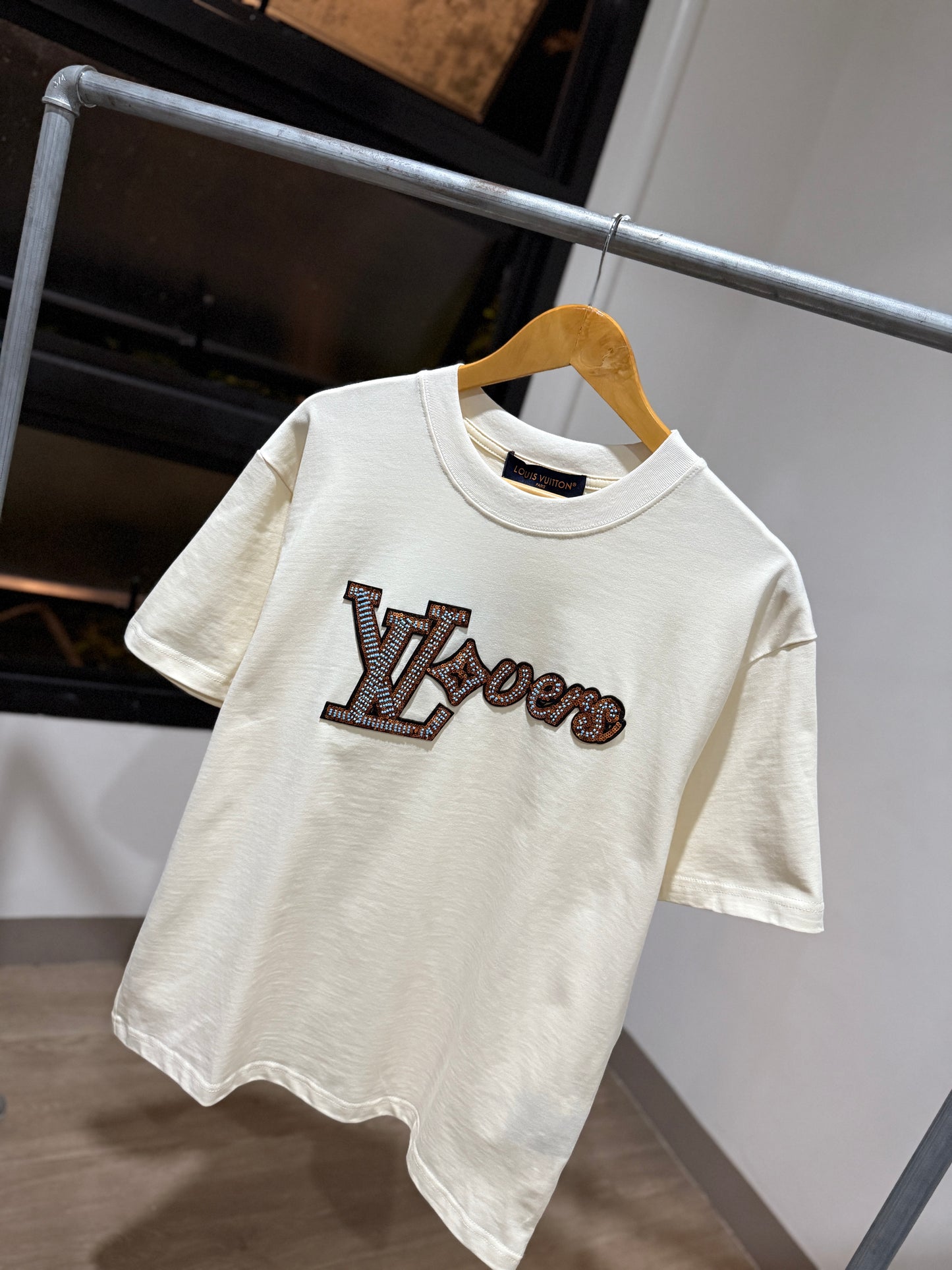 Louis Vuitton Vers Short-Sleeved T-Shirt (Milky White)