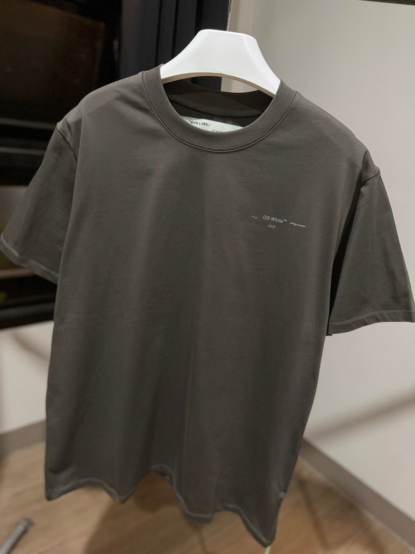 Off-White Stitched Arrow Tee (Gray)