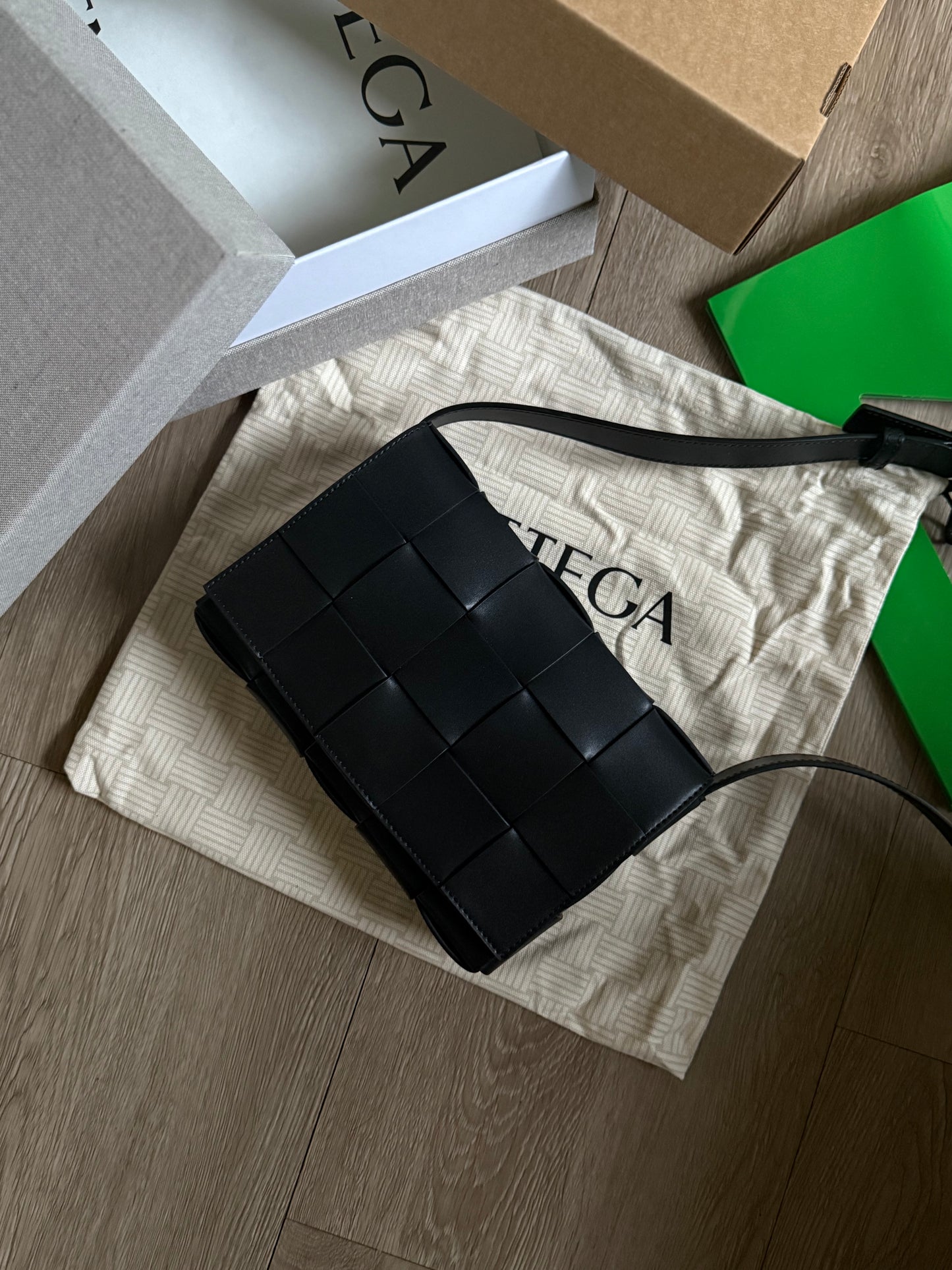 Bottega Veneta Casette (Black/Black)