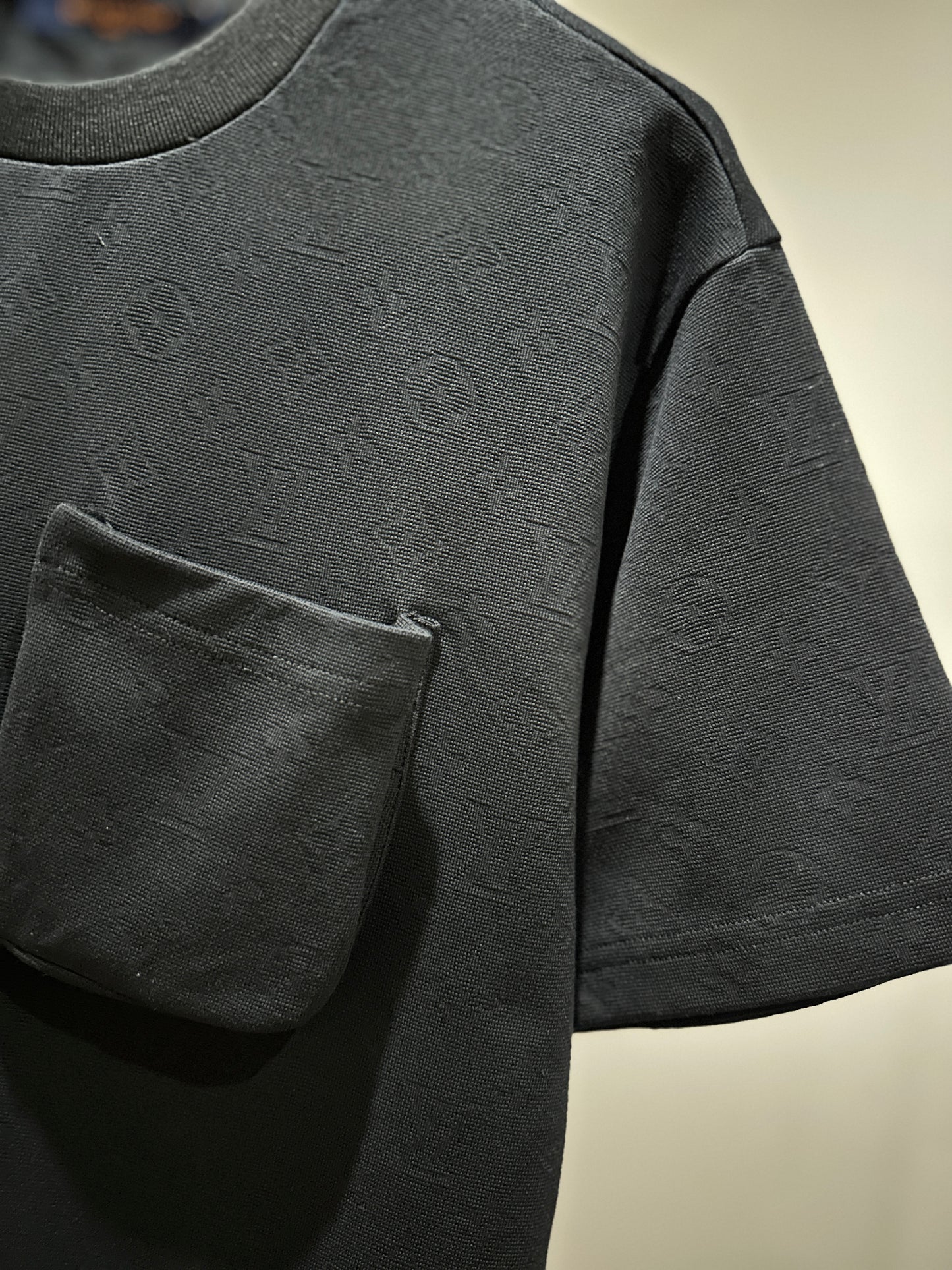 Louis Vuitton 3D Pocket Monogram T-Shirt (Black)