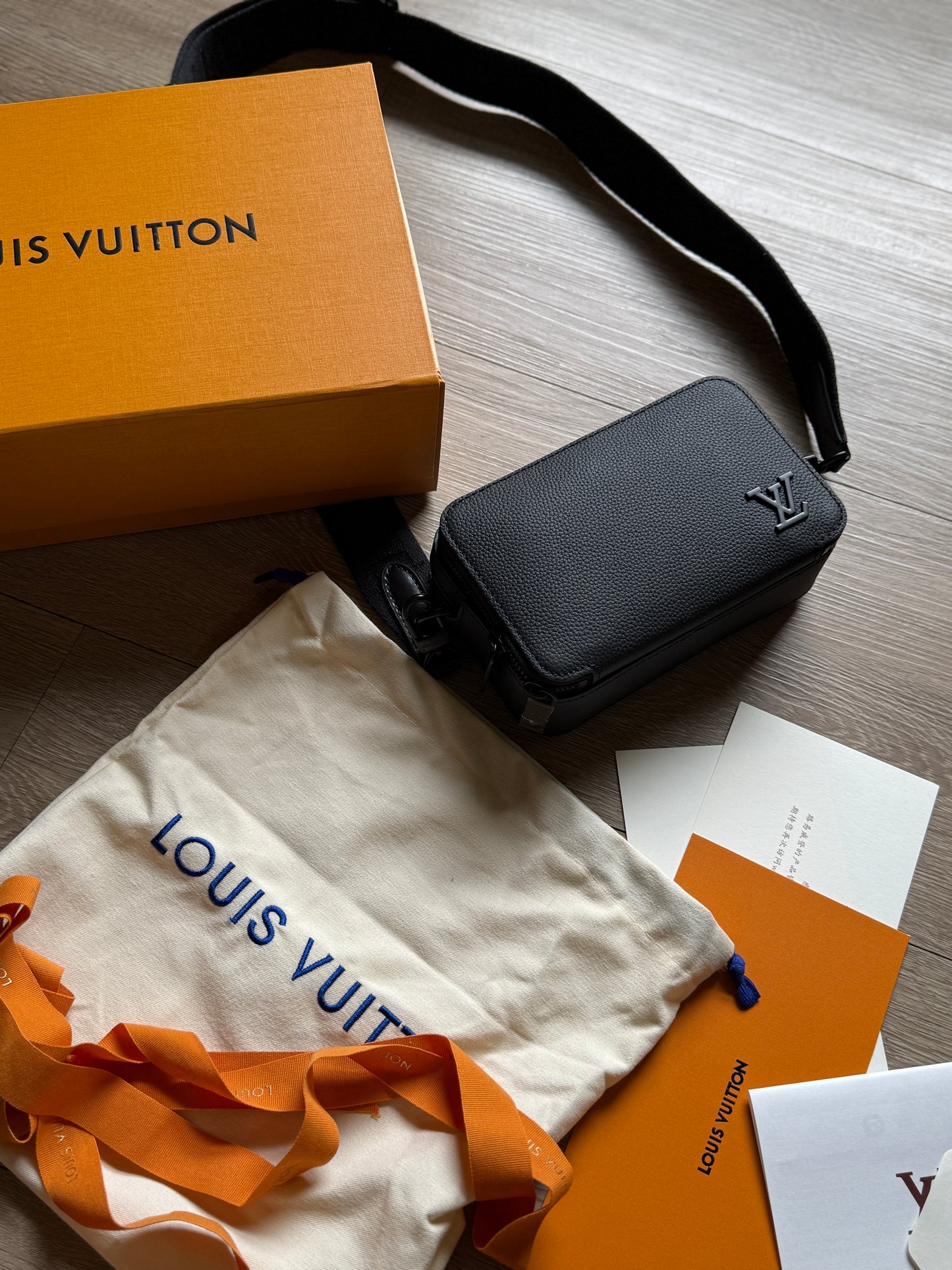 Louis Vuitton Alpha Wearable Wallet