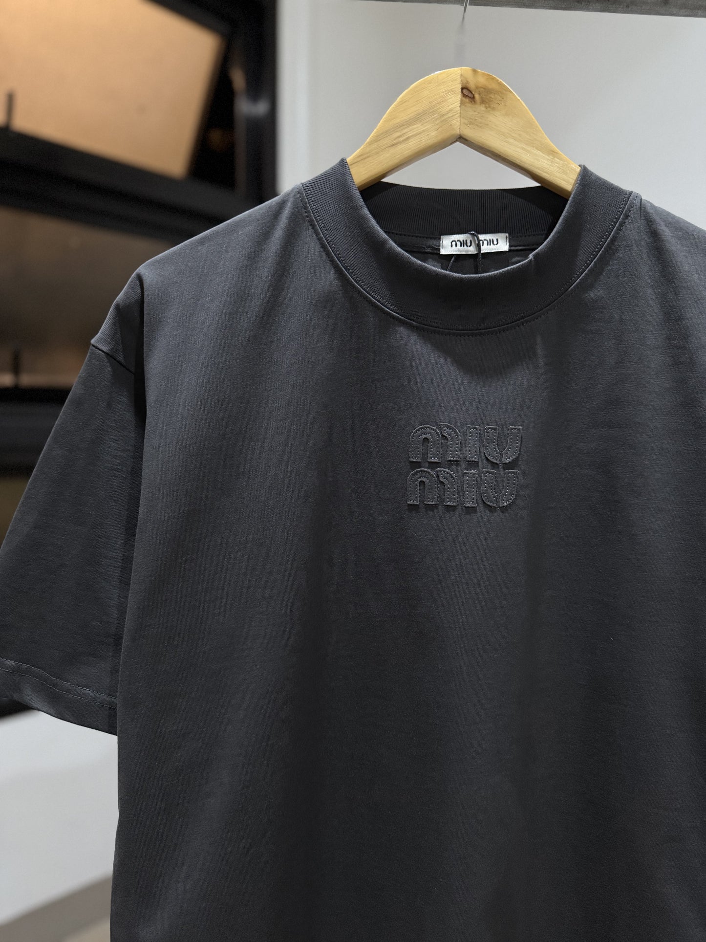 MiuMiu T-Shirt (Oversized/Gray)