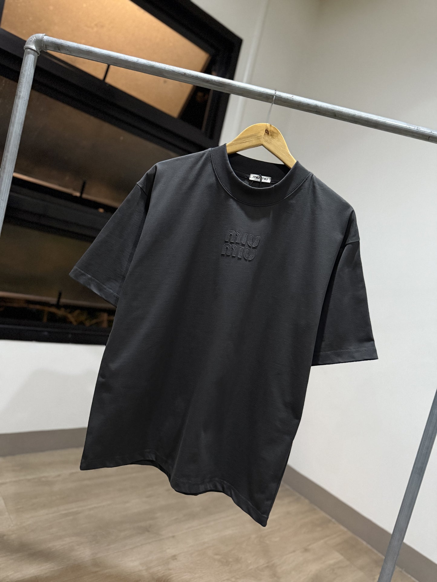 MiuMiu T-Shirt (Oversized/Gray)