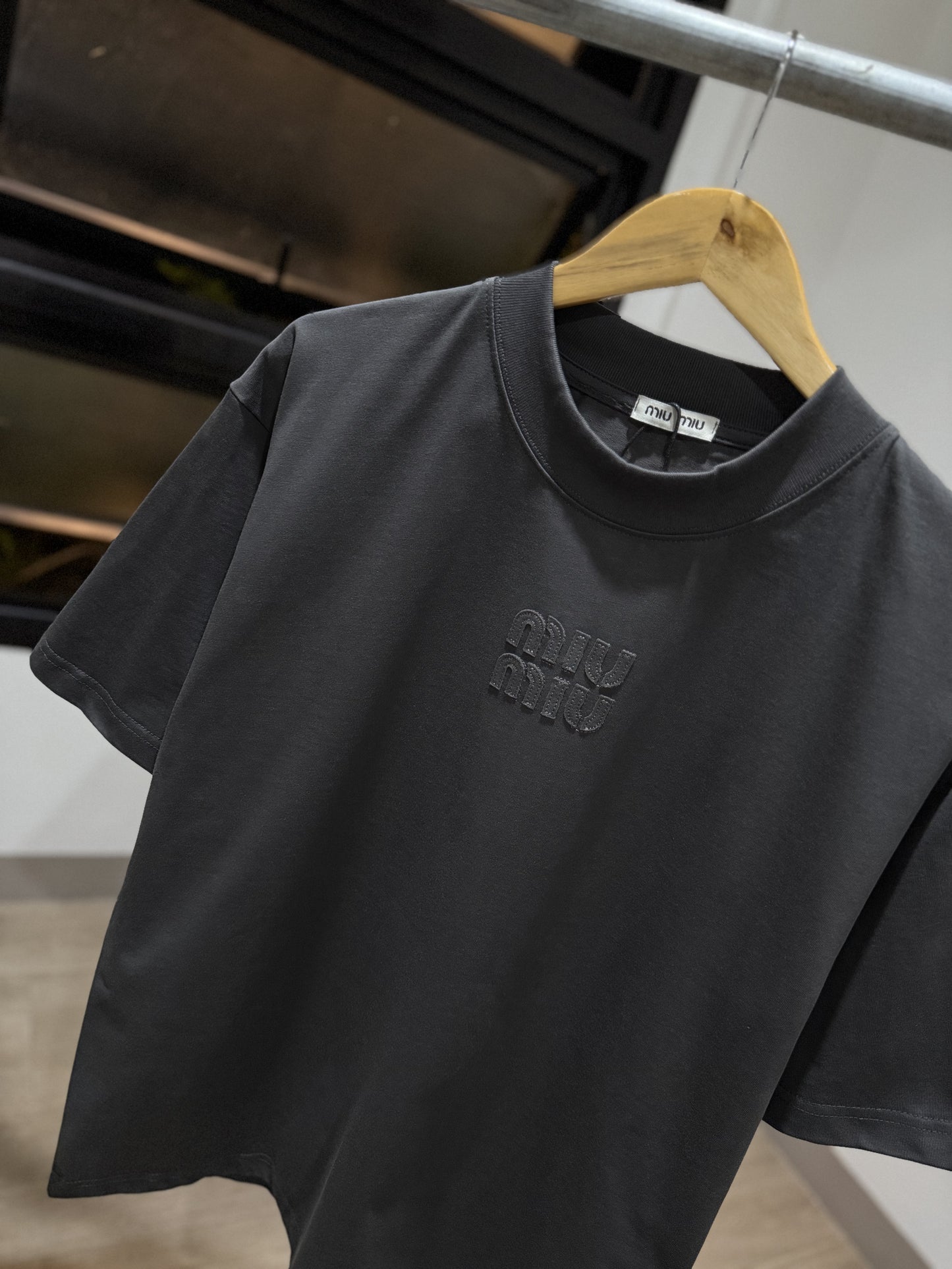 MiuMiu T-Shirt (Oversized/Gray)