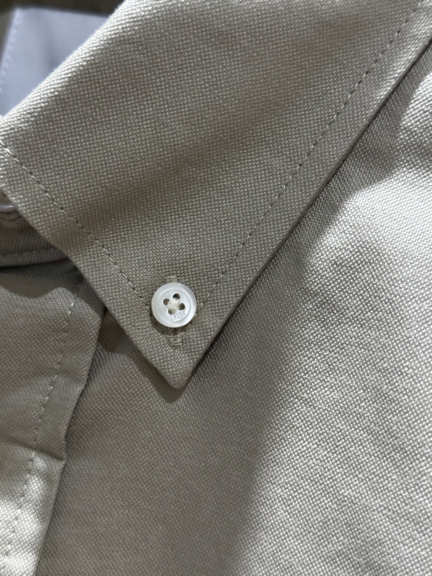 AMI de Coeur Embroidered Cotton Boxy Shirt (Beige/Boxy)