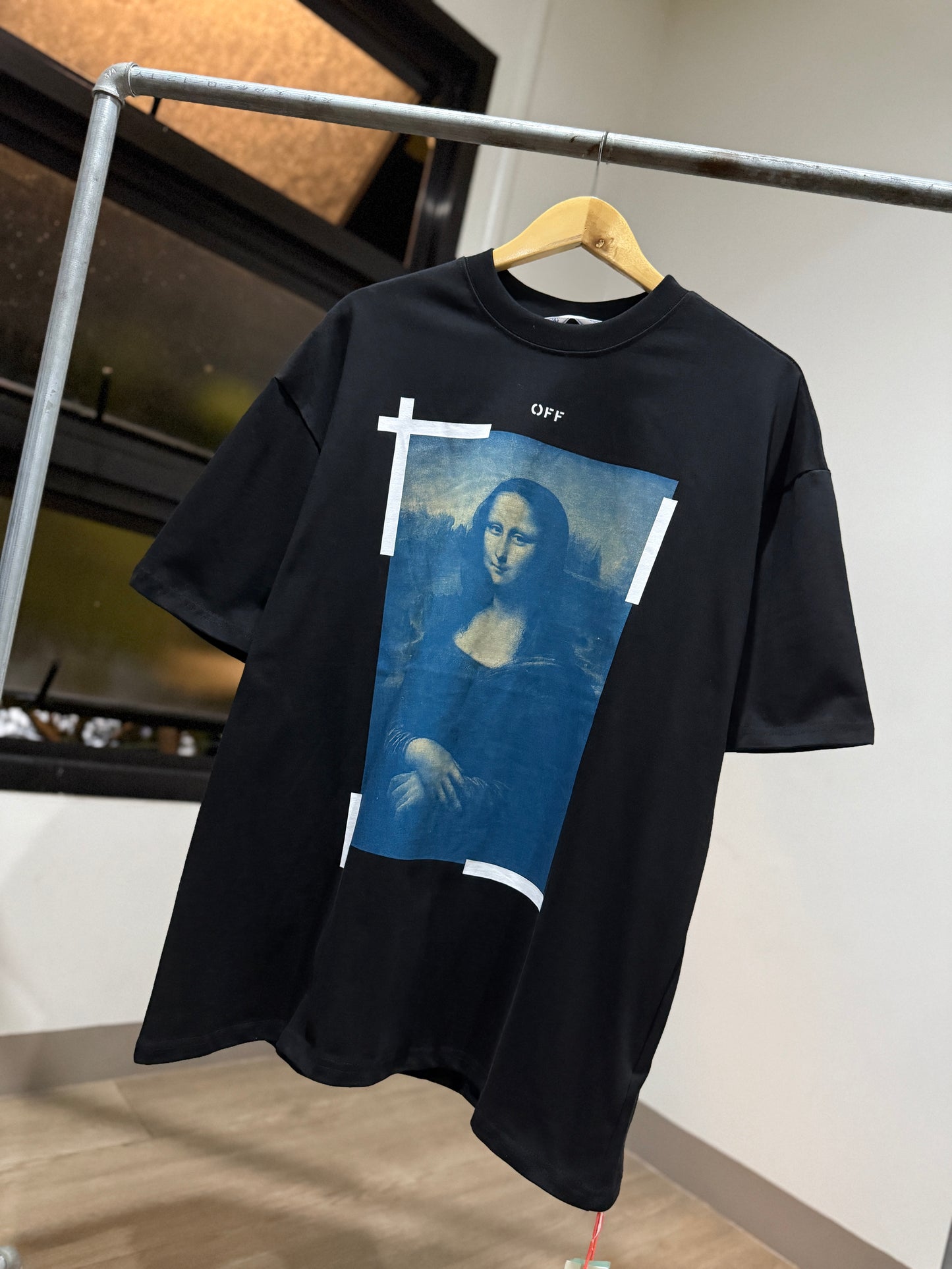 Off-White Mona Lisa Tee (Oversized/Black)