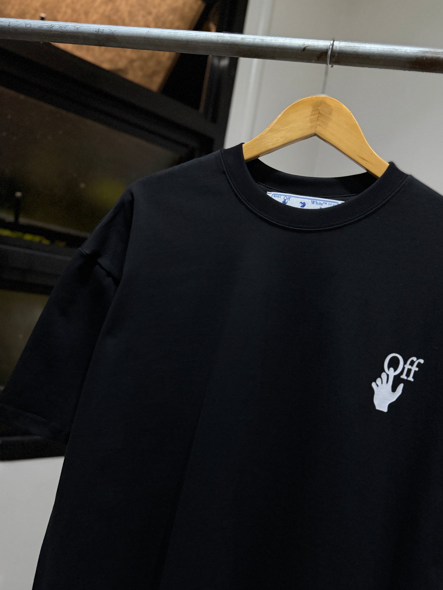 Off-White Gradient Pink Marker Tee (Oversized/Black)