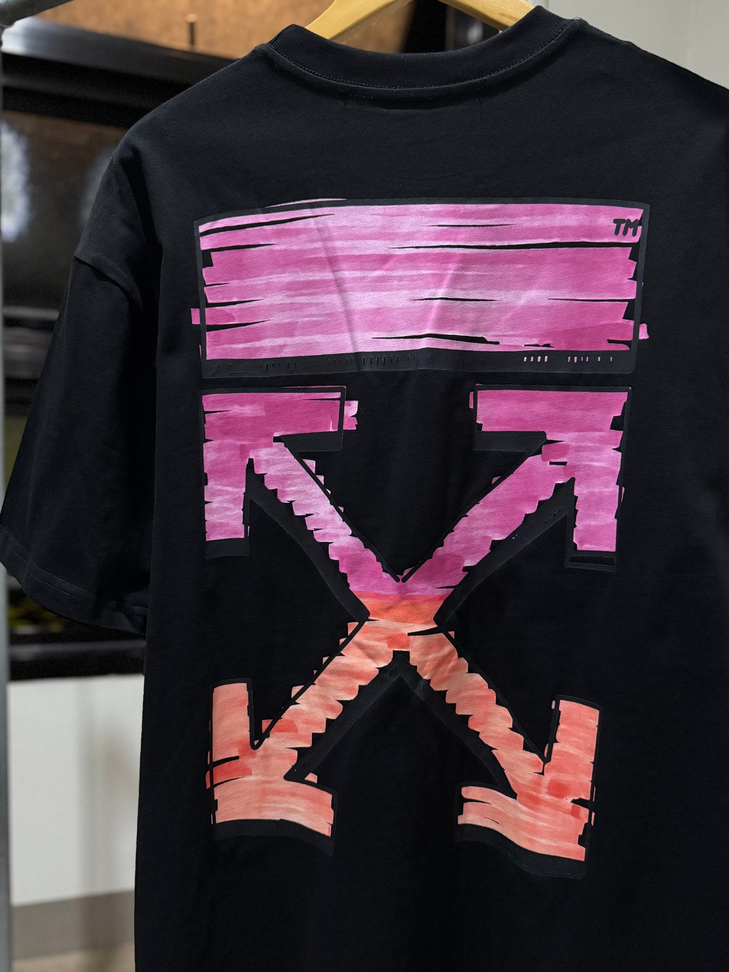 Off-White Gradient Pink Marker Tee (Oversized/Black)