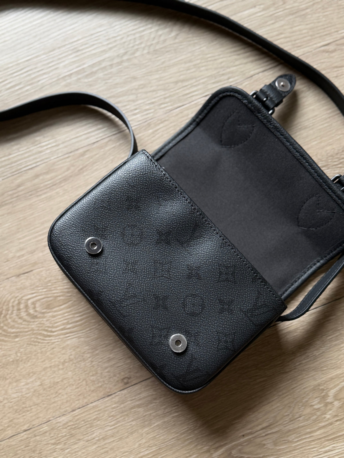 Louis V Satchel Wearable Wallet