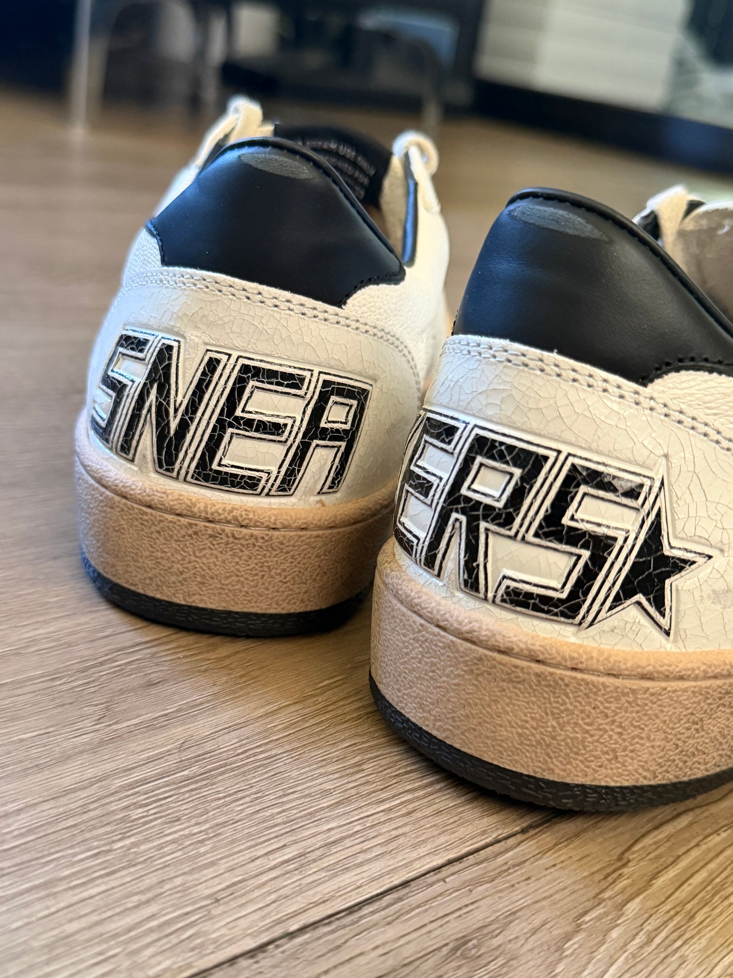 Golden Goose Ballstar (Black)