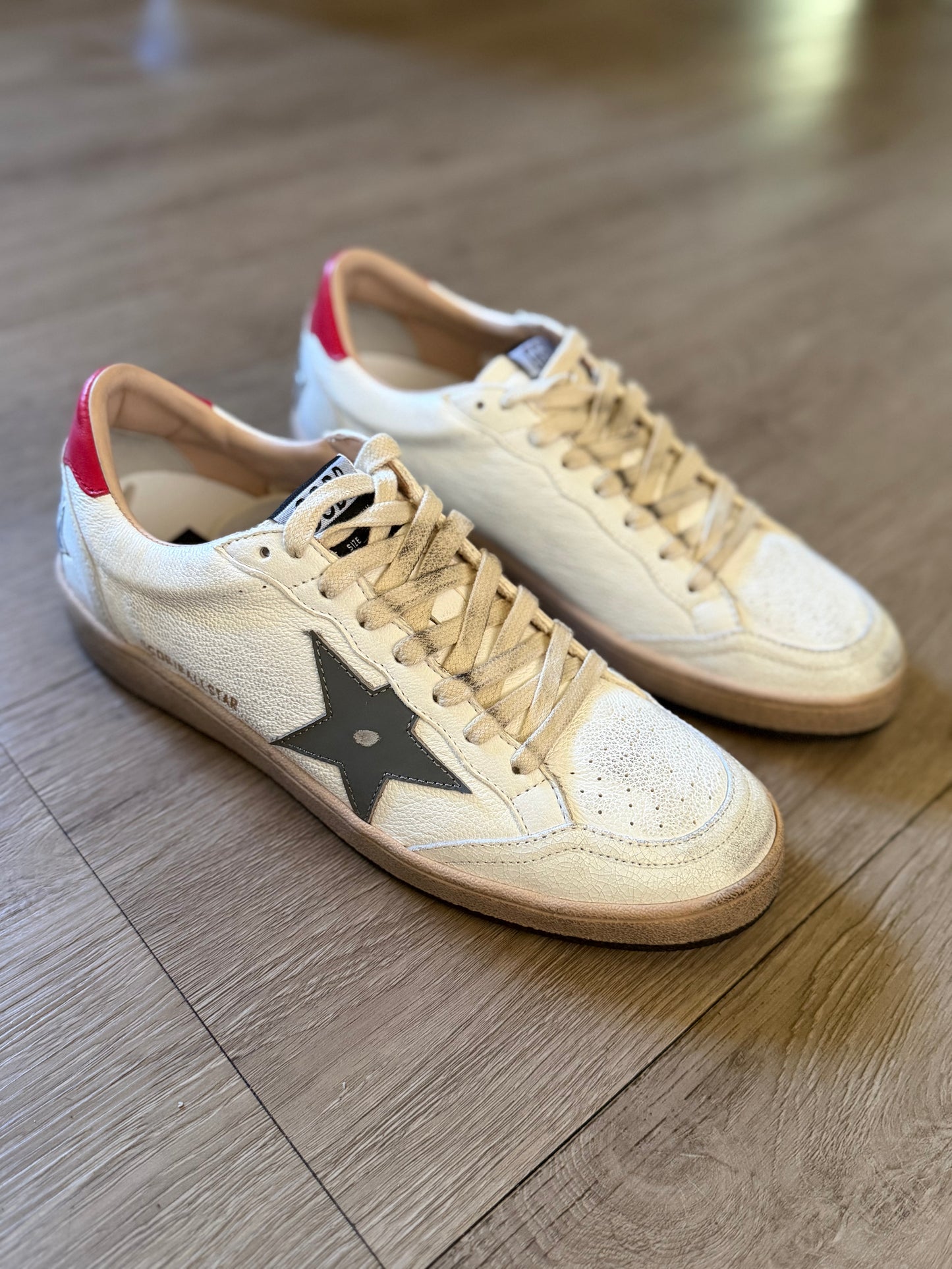Golden Goose Ballstar (Red/Gray)