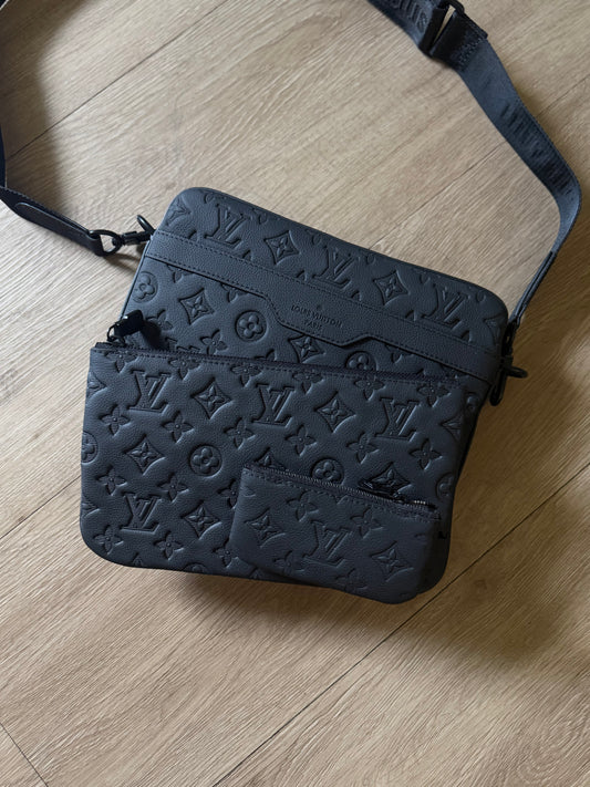 Louis Vuitton Trio Messenger