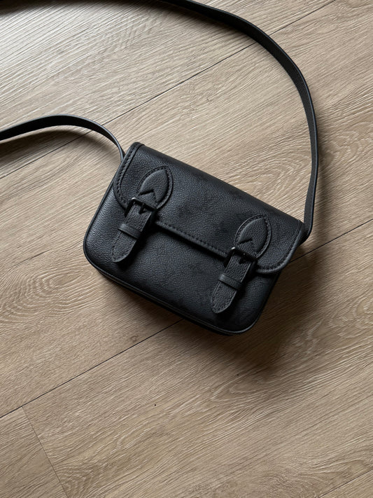 Louis V Satchel Wearable Wallet