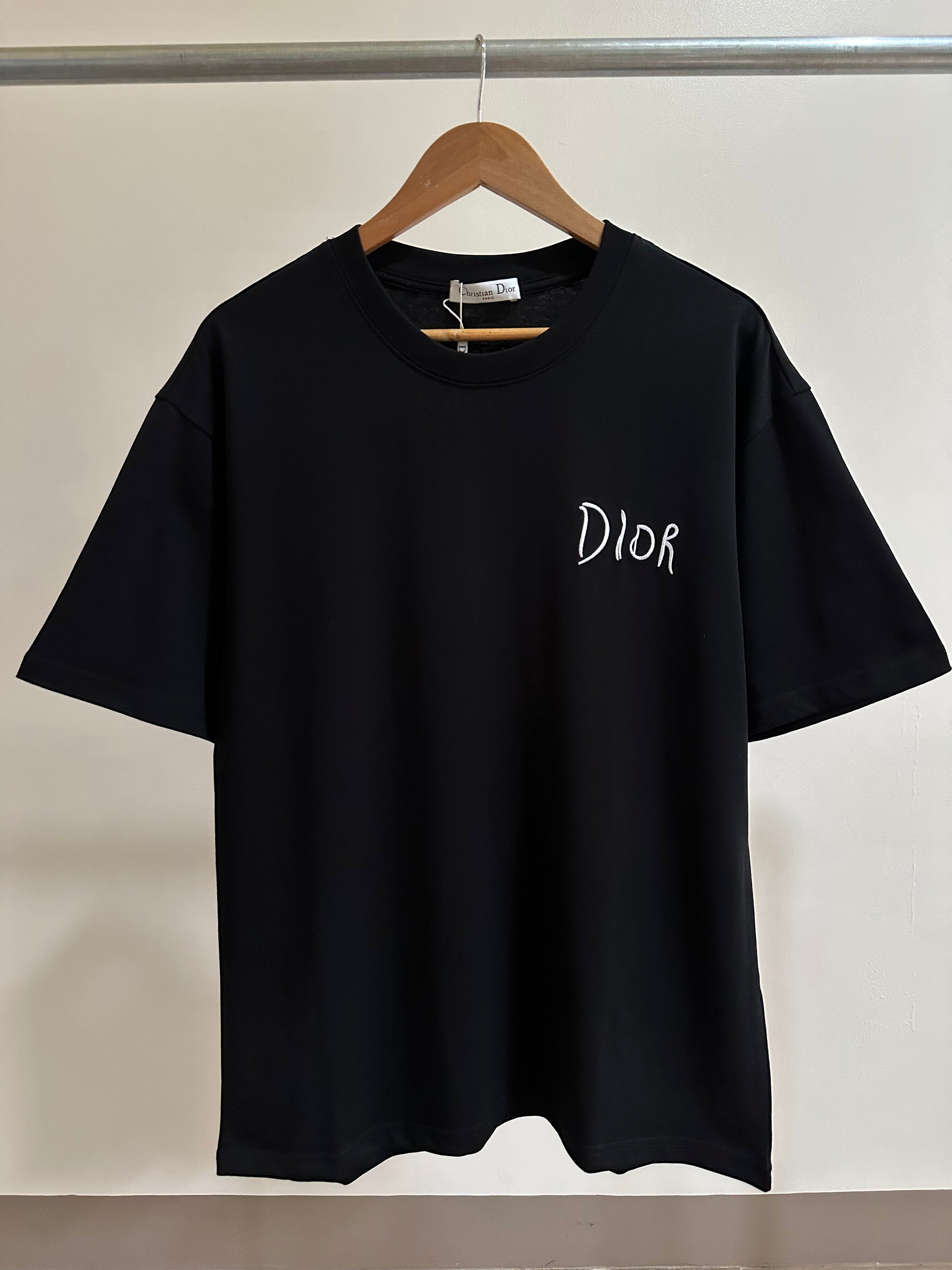 Dior t shirt price shop