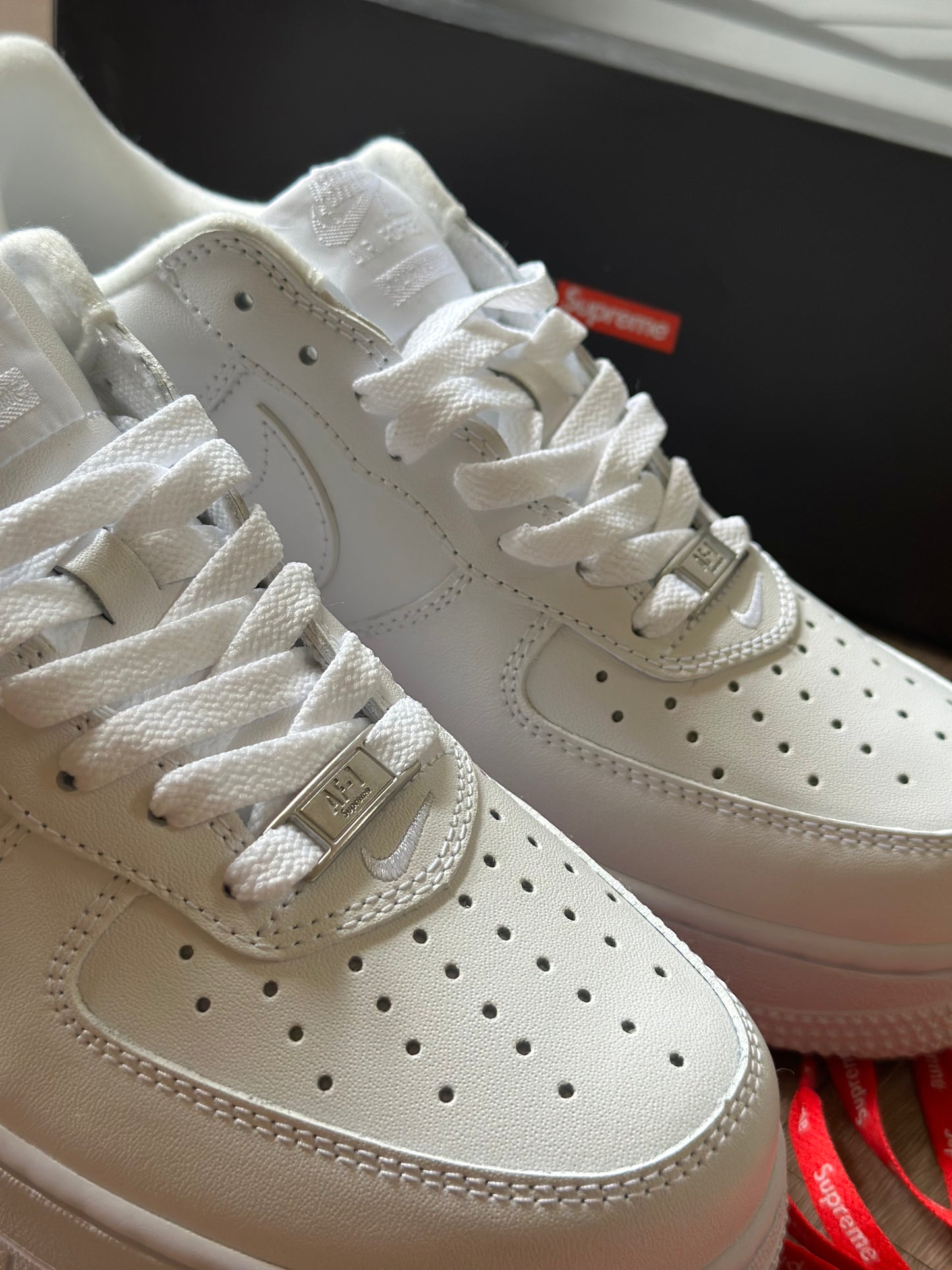 Nike AF1 Supreme [OWF]