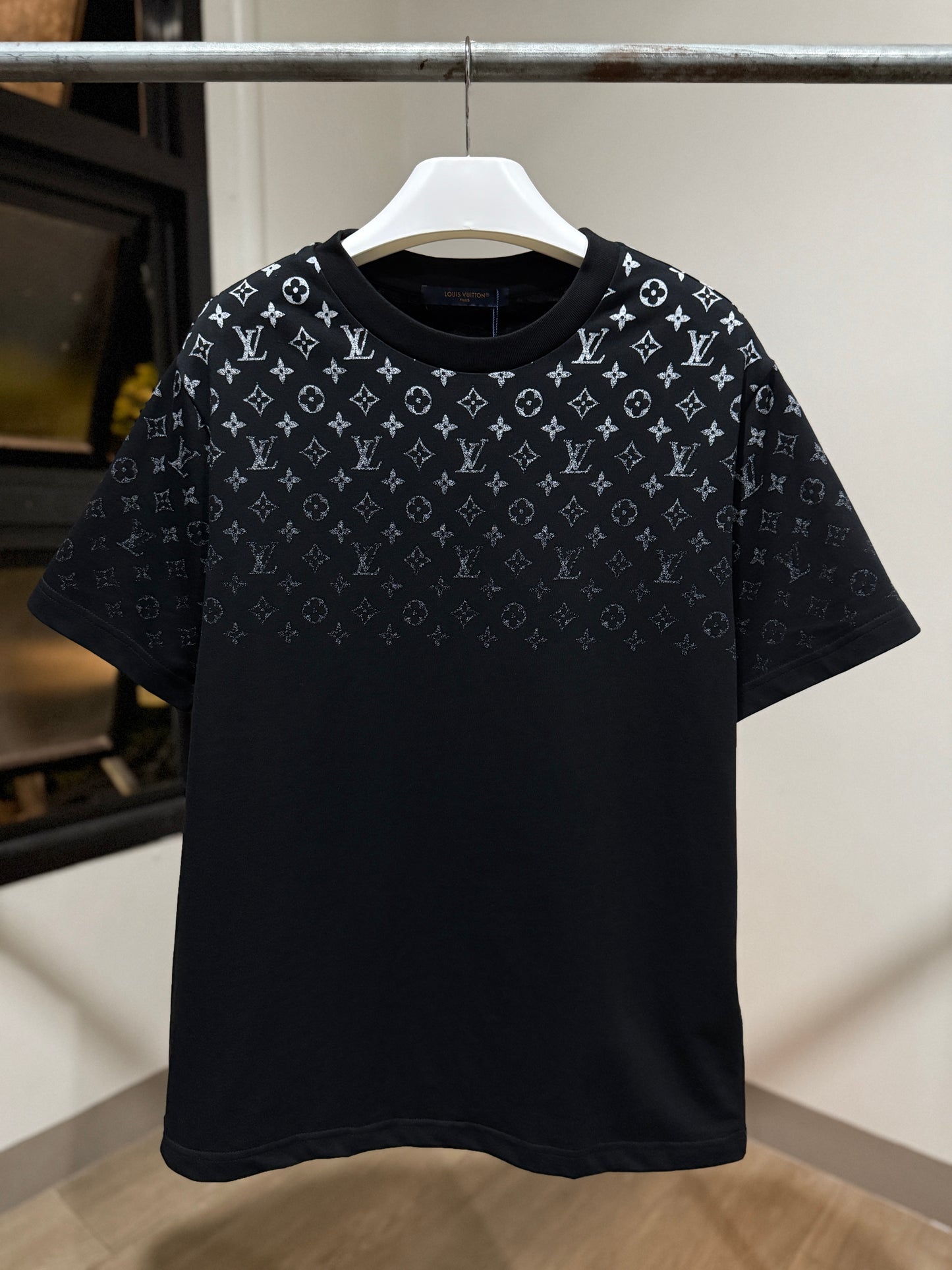 Louis Vuitton Gradient T-Shirt (Black)