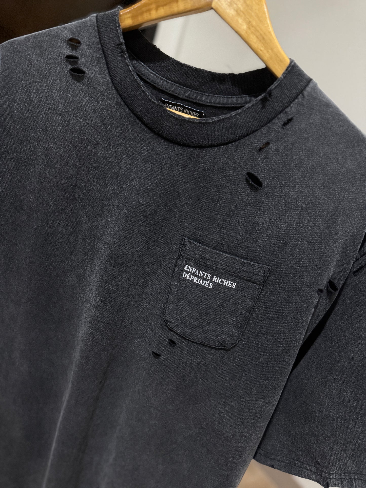 Enfants Riches Déprimés Pocket Tee