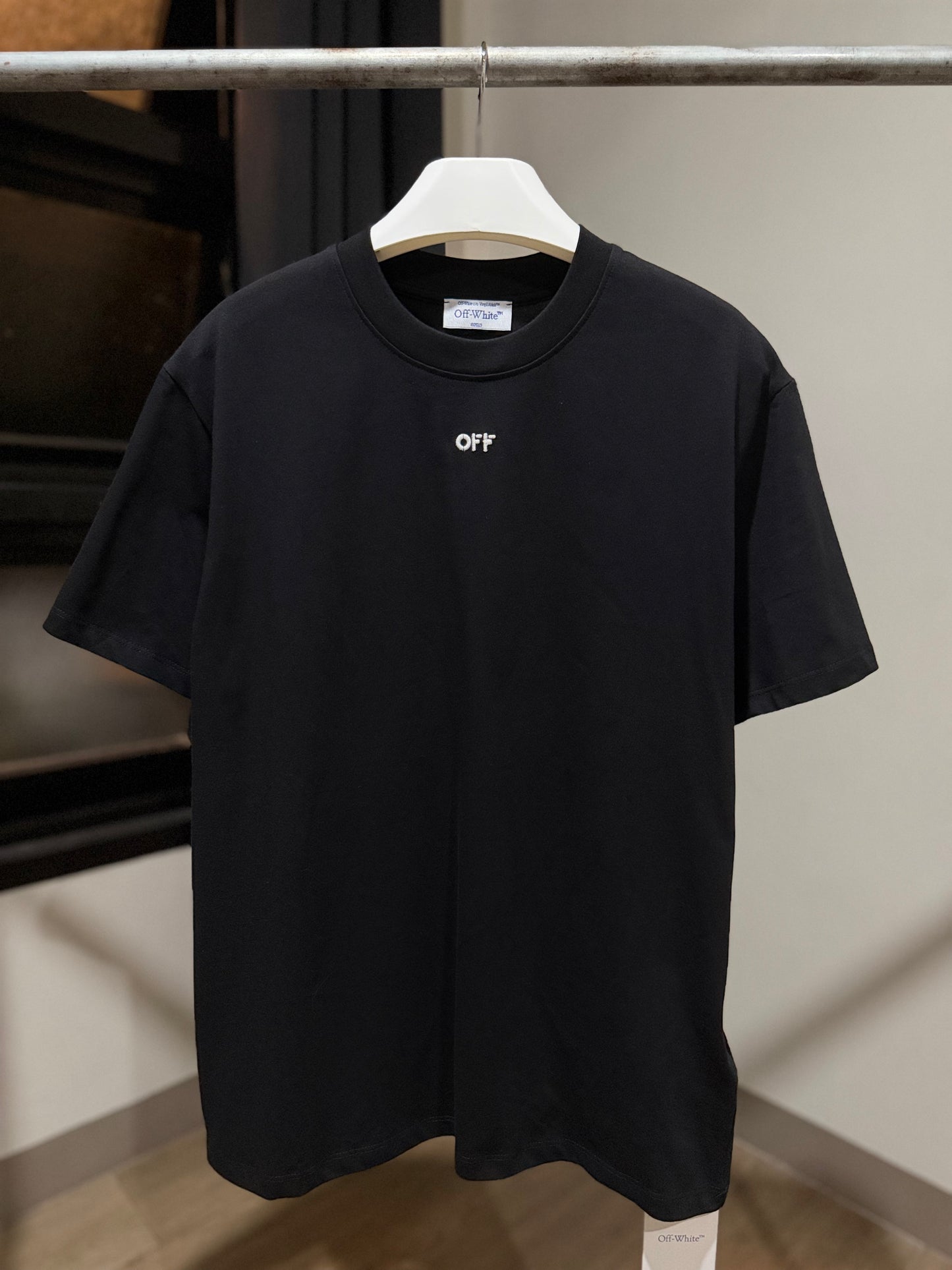 Off-White Embroidered Arrow Tee (Black)