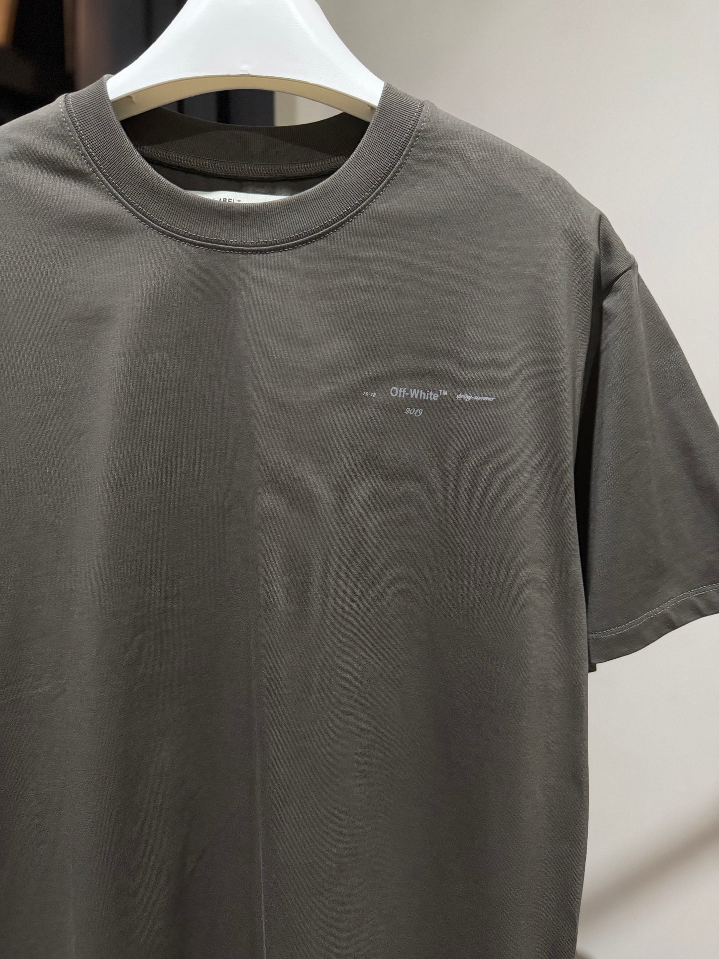 Off-White Stitched Arrow Tee (Gray)