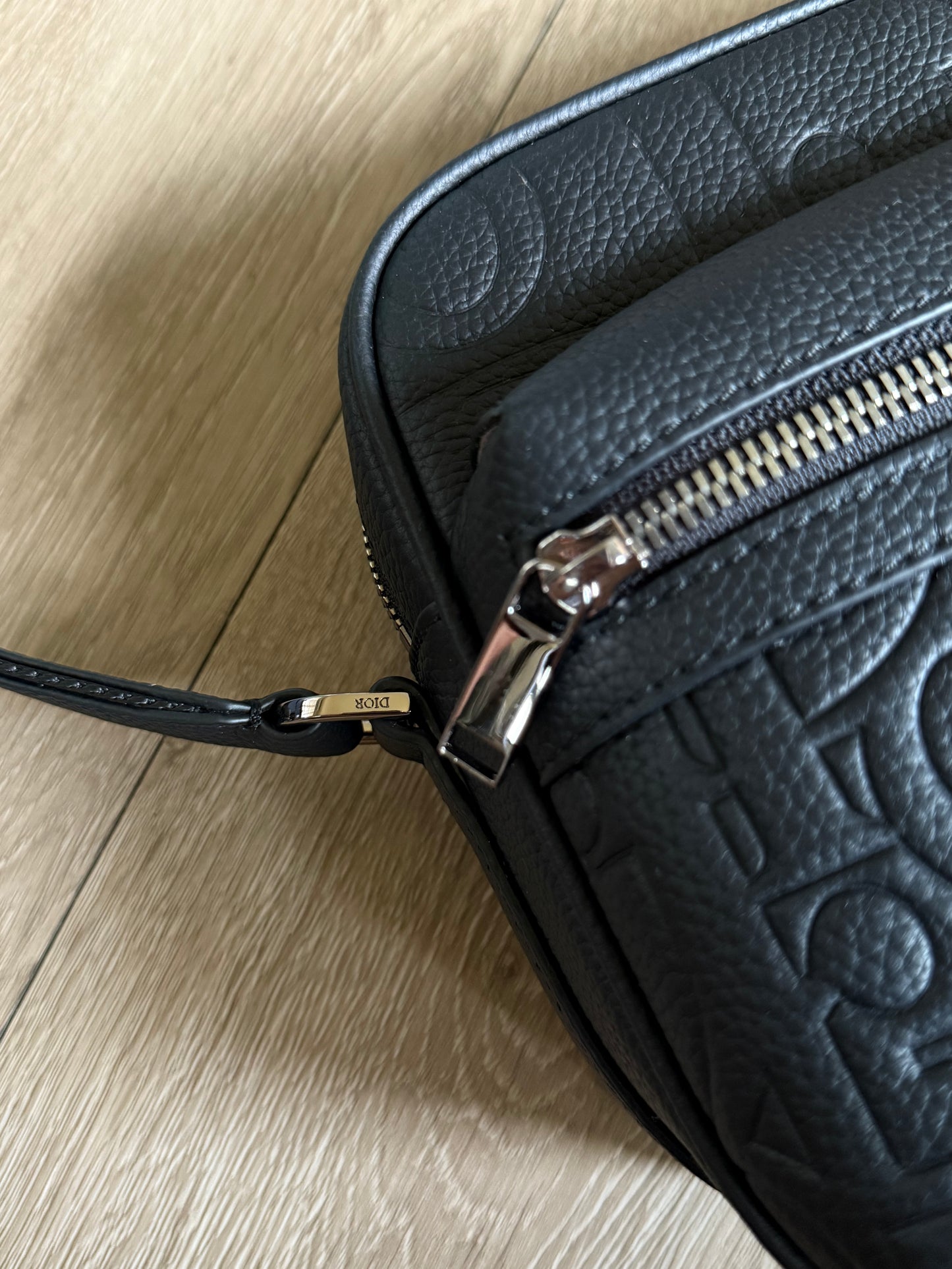 Dior 2.0 Rider Zipper Messenger Bag