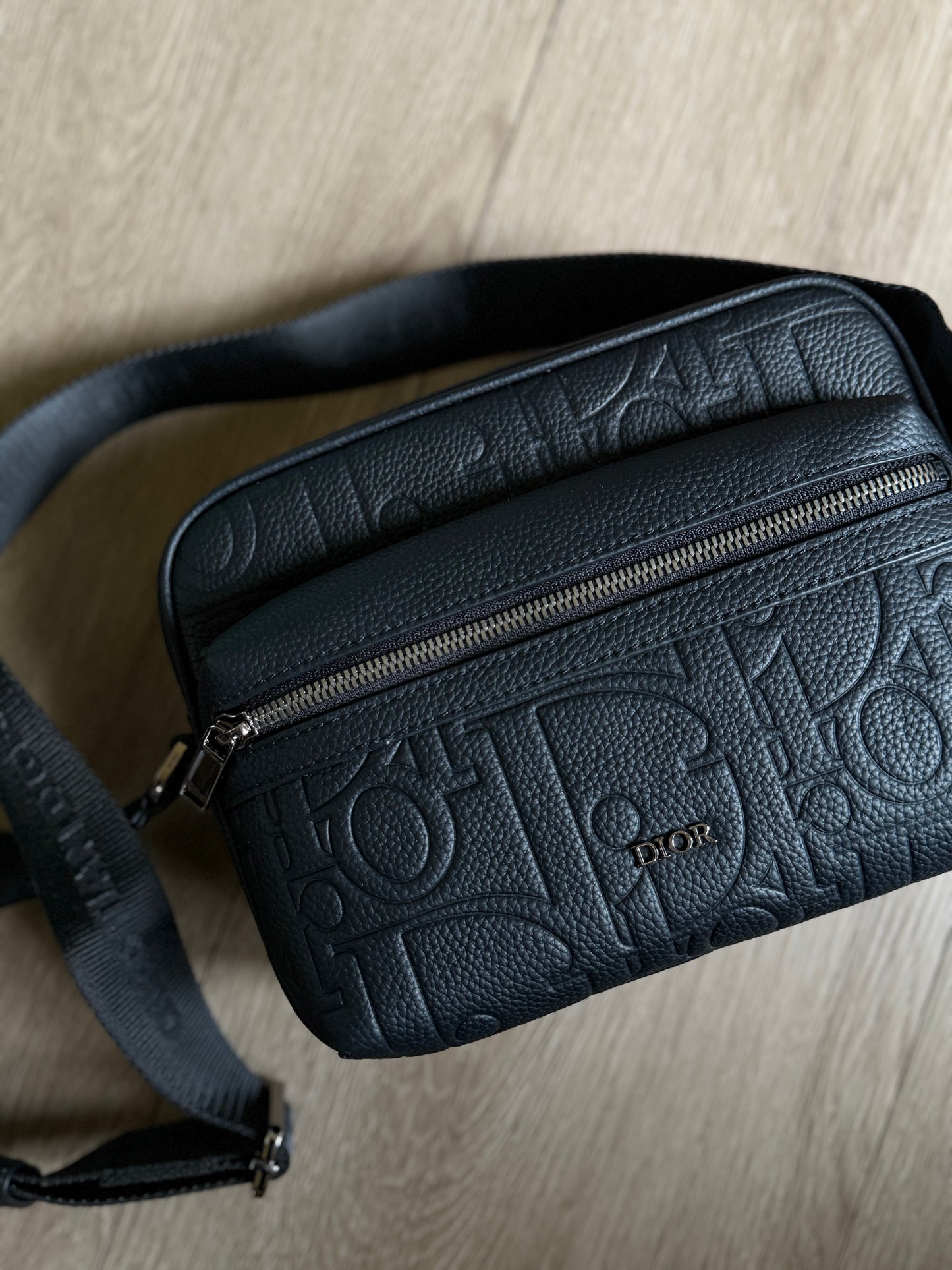 Dior 2.0 Rider Zipper Messenger Bag