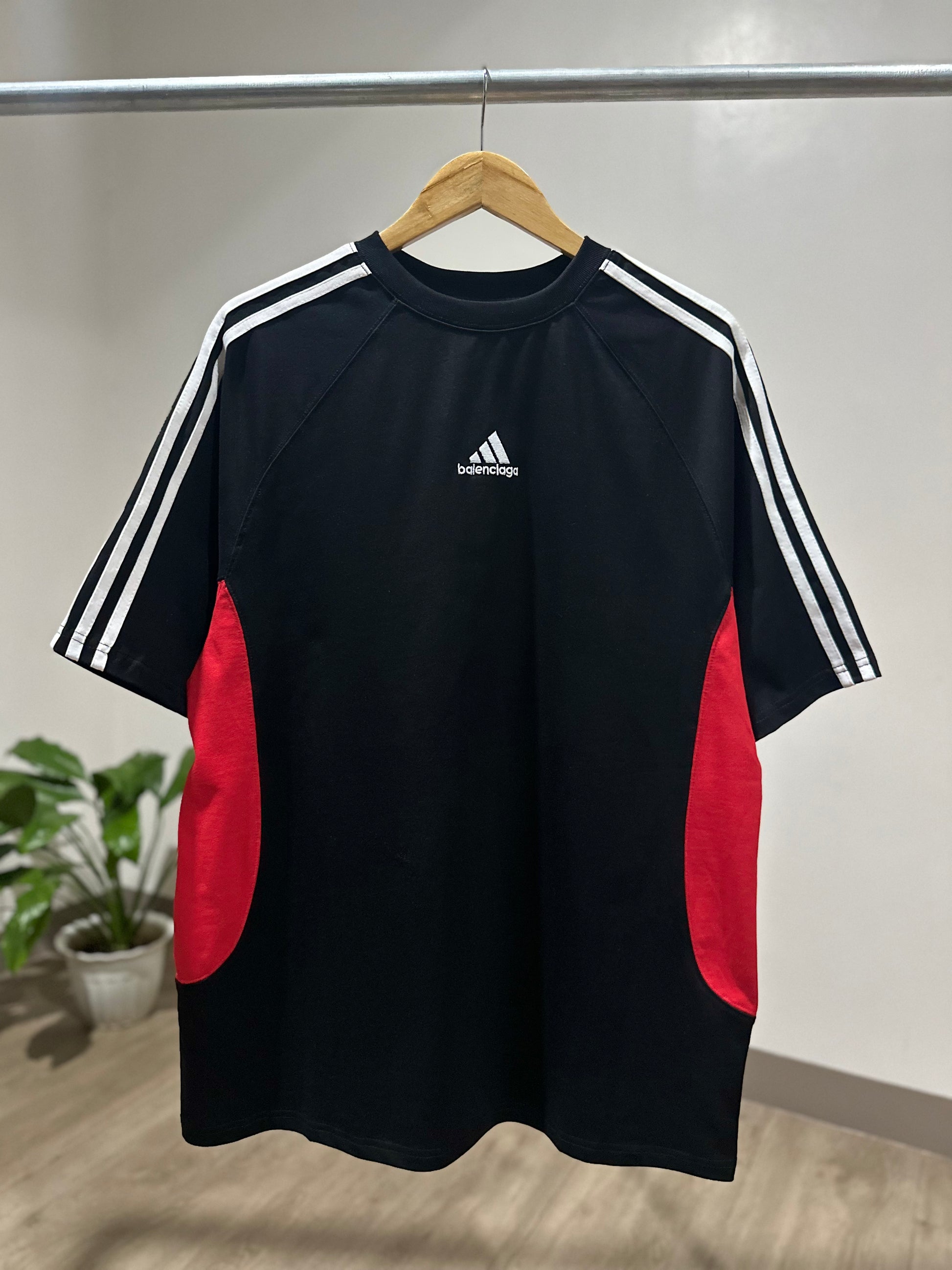 Balenciaga Adidas Oversized T-Shirt (Black/Red)