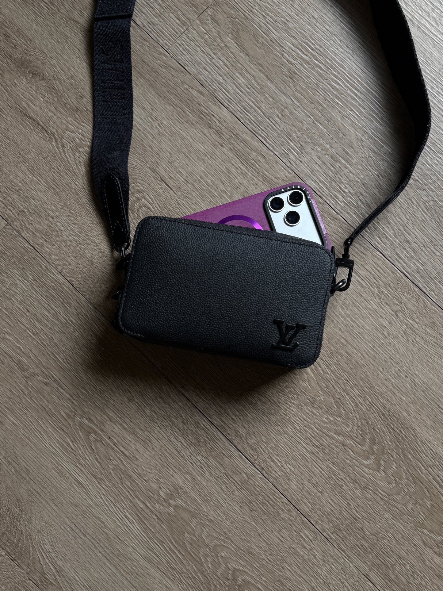 Louis Vuitton Alpha Wearable Wallet
