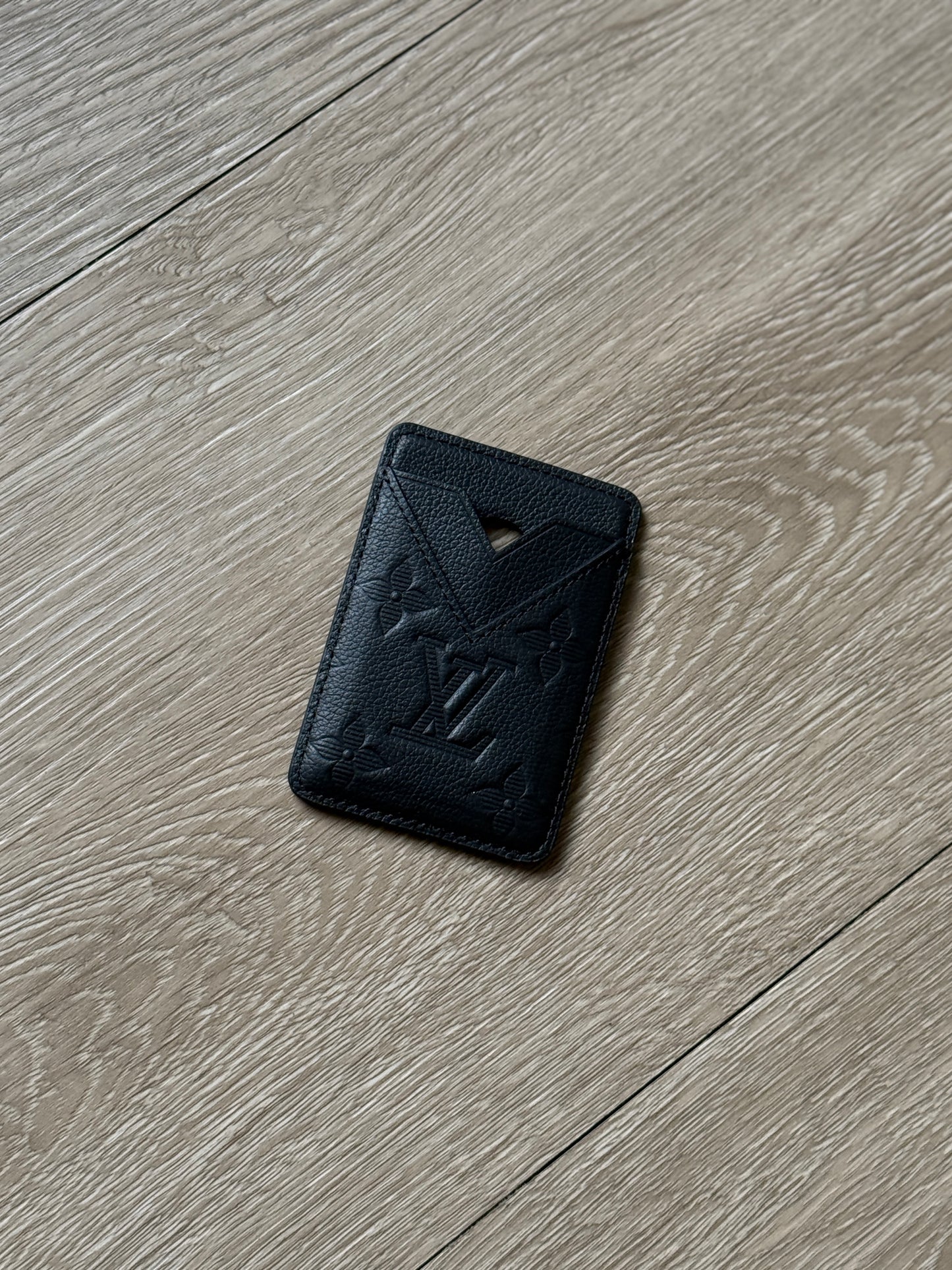 Louis Vuitton Porte-Cartes Magnet (Monogram Shadow)