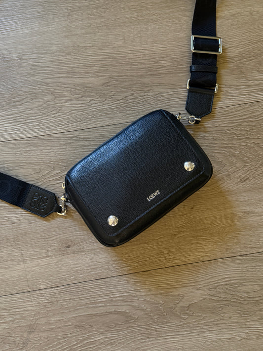 Loewe Small Pebble Messenger Bag (Black)