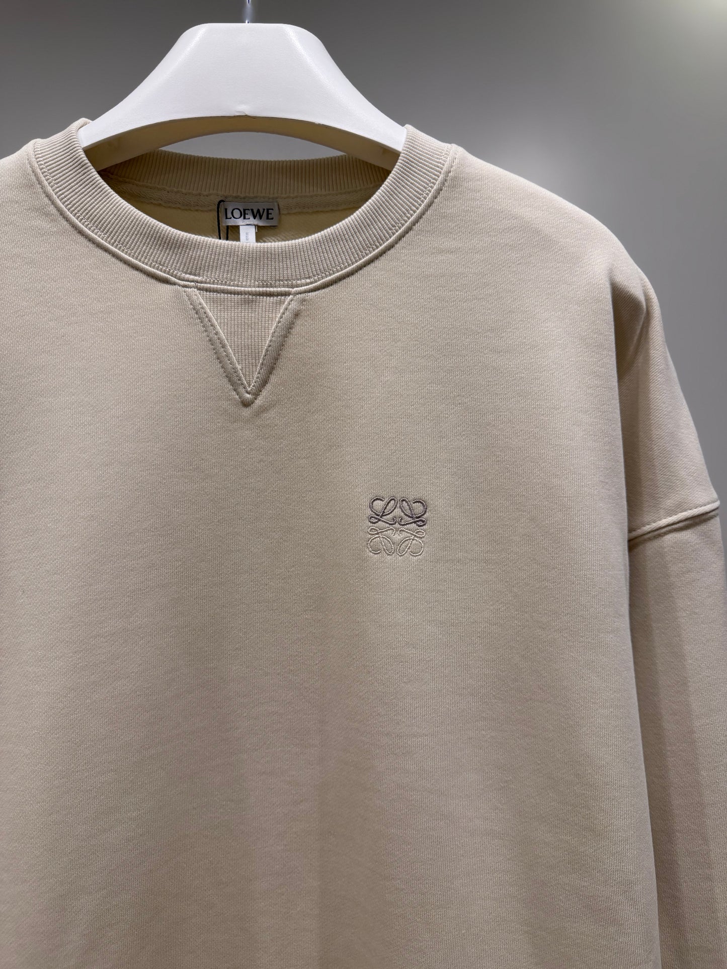 Loewe Sweatshirt (Beige)