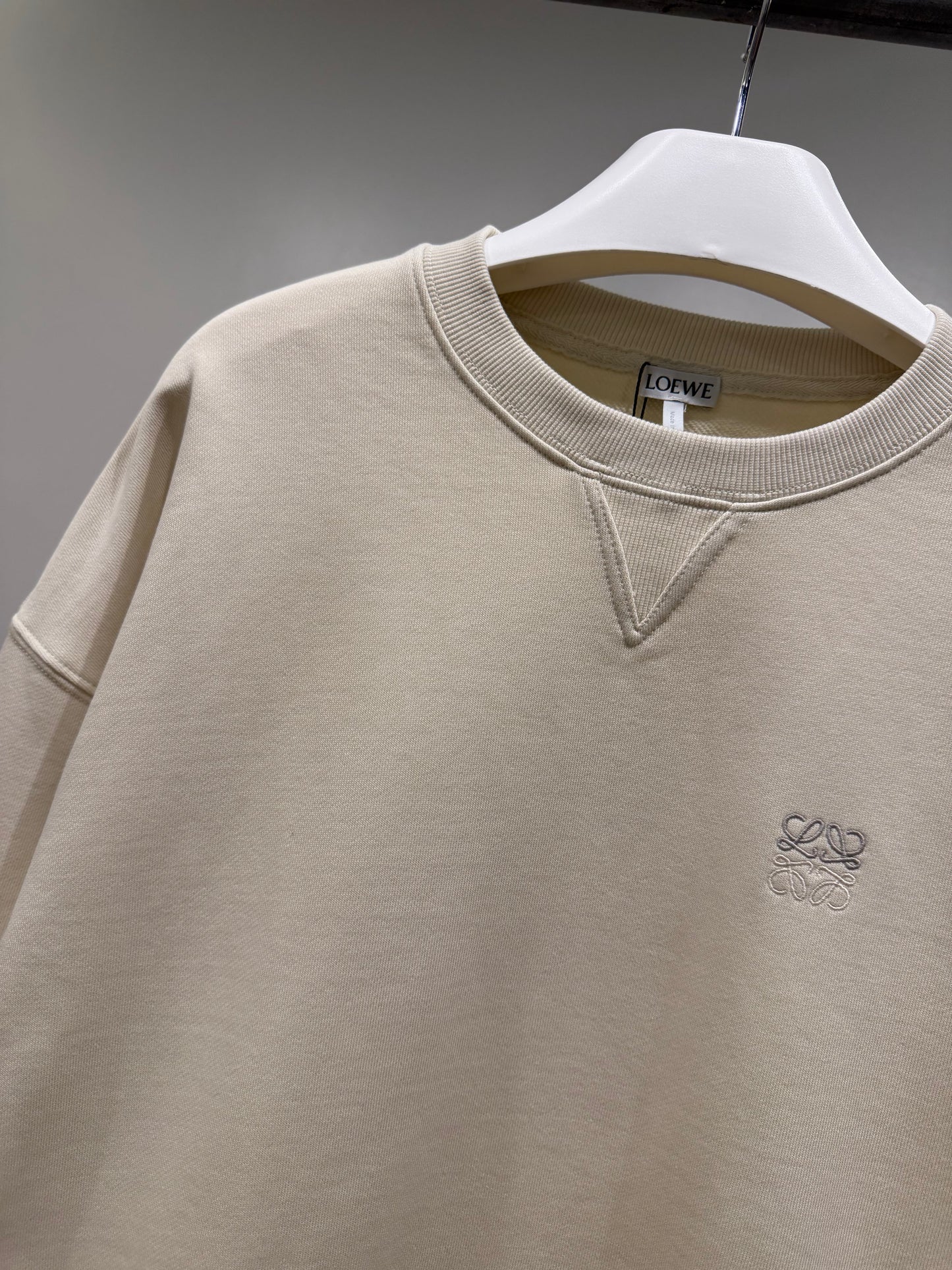 Loewe Sweatshirt (Beige)