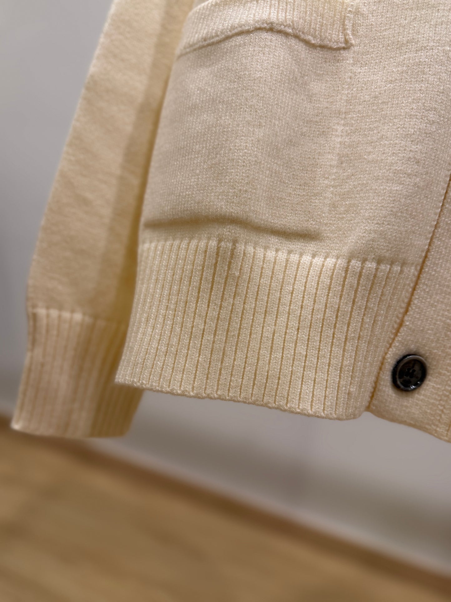 AMI de Coeur Cardigan (Apricot)