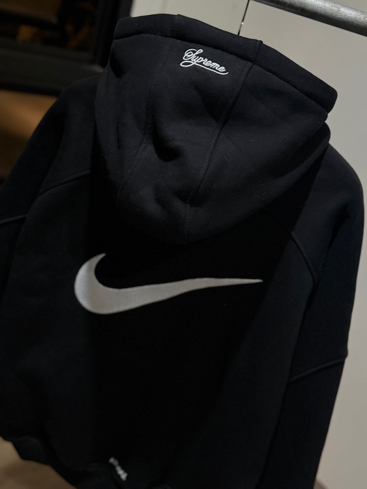 Supreme | Nike Zip Up Hooded Sweatshirt (Black)
