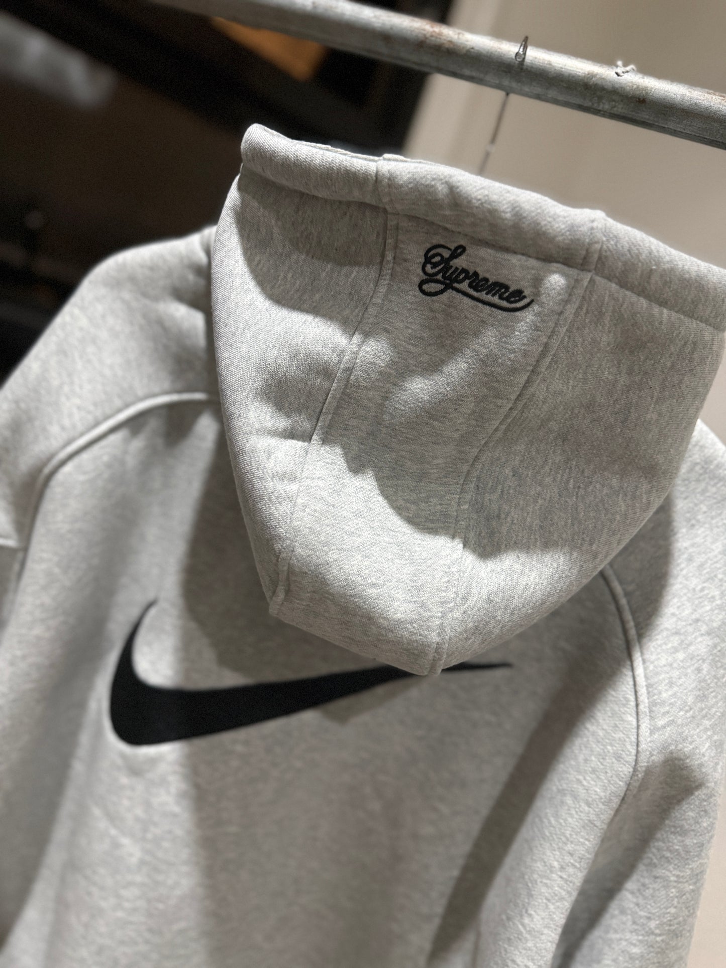 Supreme | Nike Zip Up Hooded Sweatshirt (Gray)