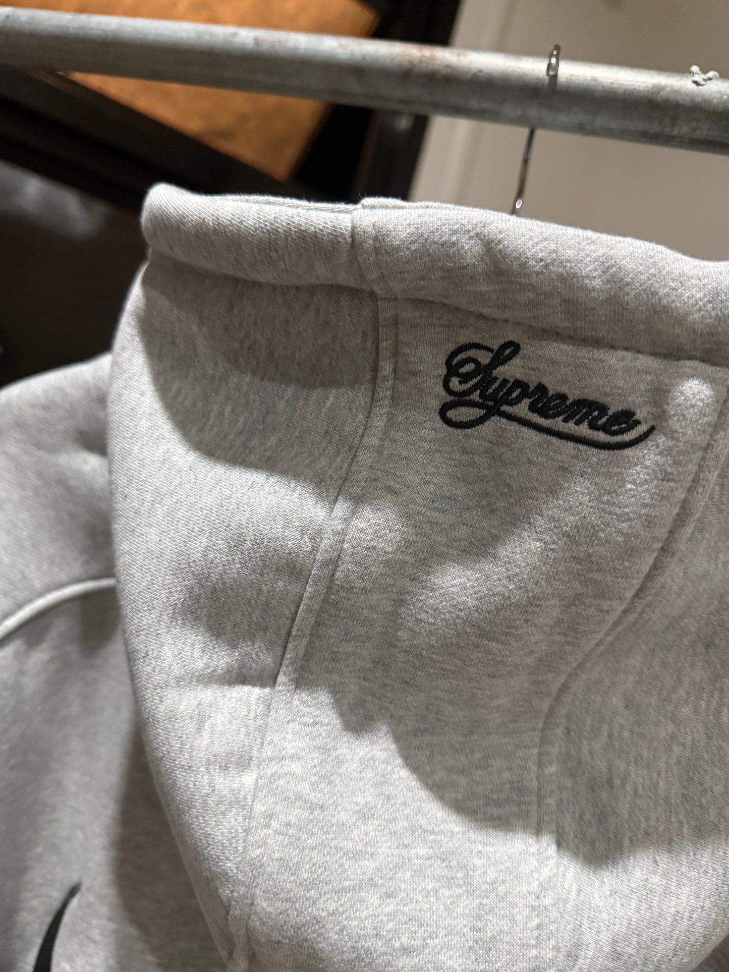 Supreme | Nike Zip Up Hooded Sweatshirt (Gray)