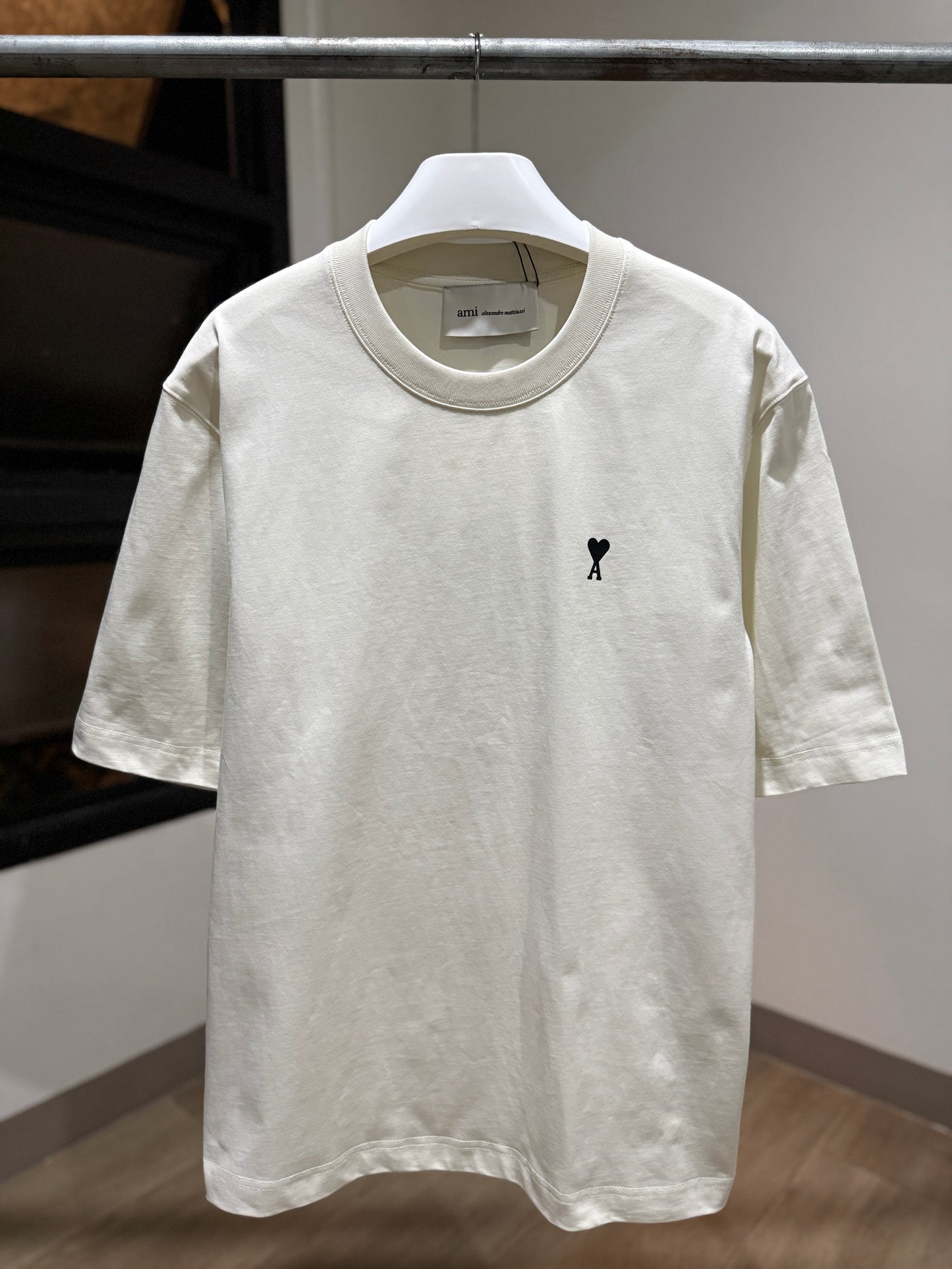 AMI de Coeur Place Des Victoires T-Shirt (White Cream)