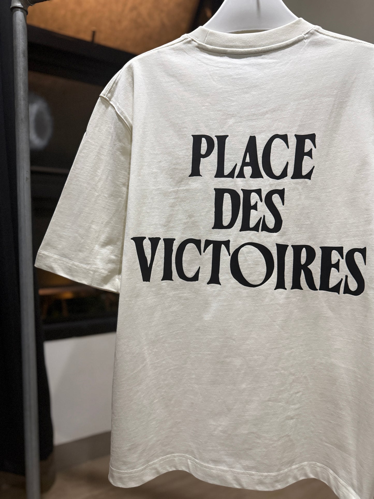 AMI de Coeur Place Des Victoires T-Shirt (White Cream)
