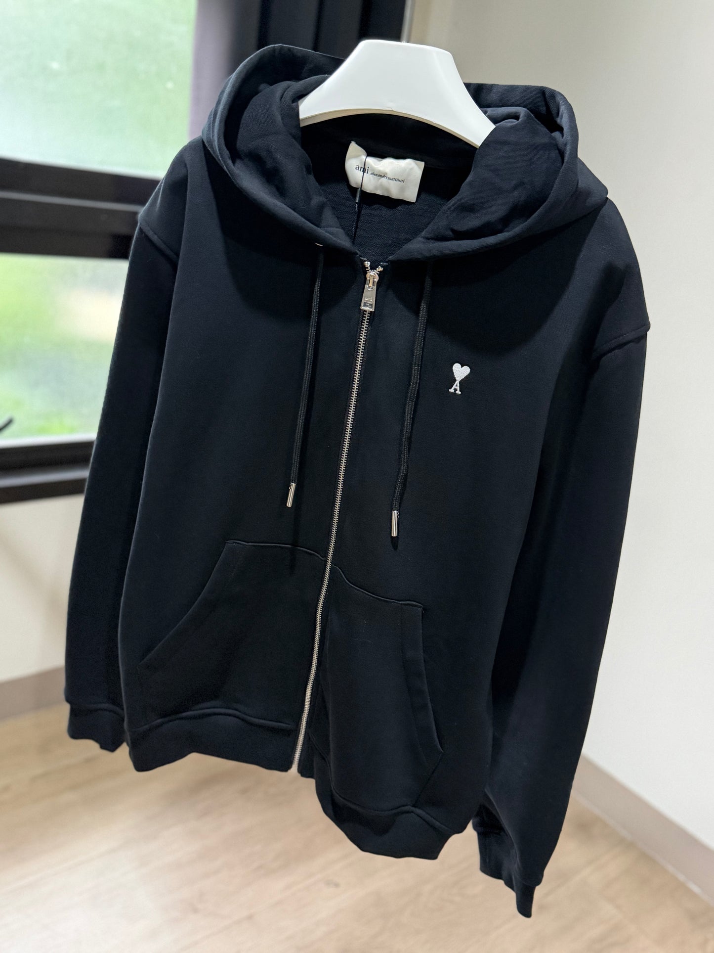 AMI de Coeur Zipped Hoodie (Black)