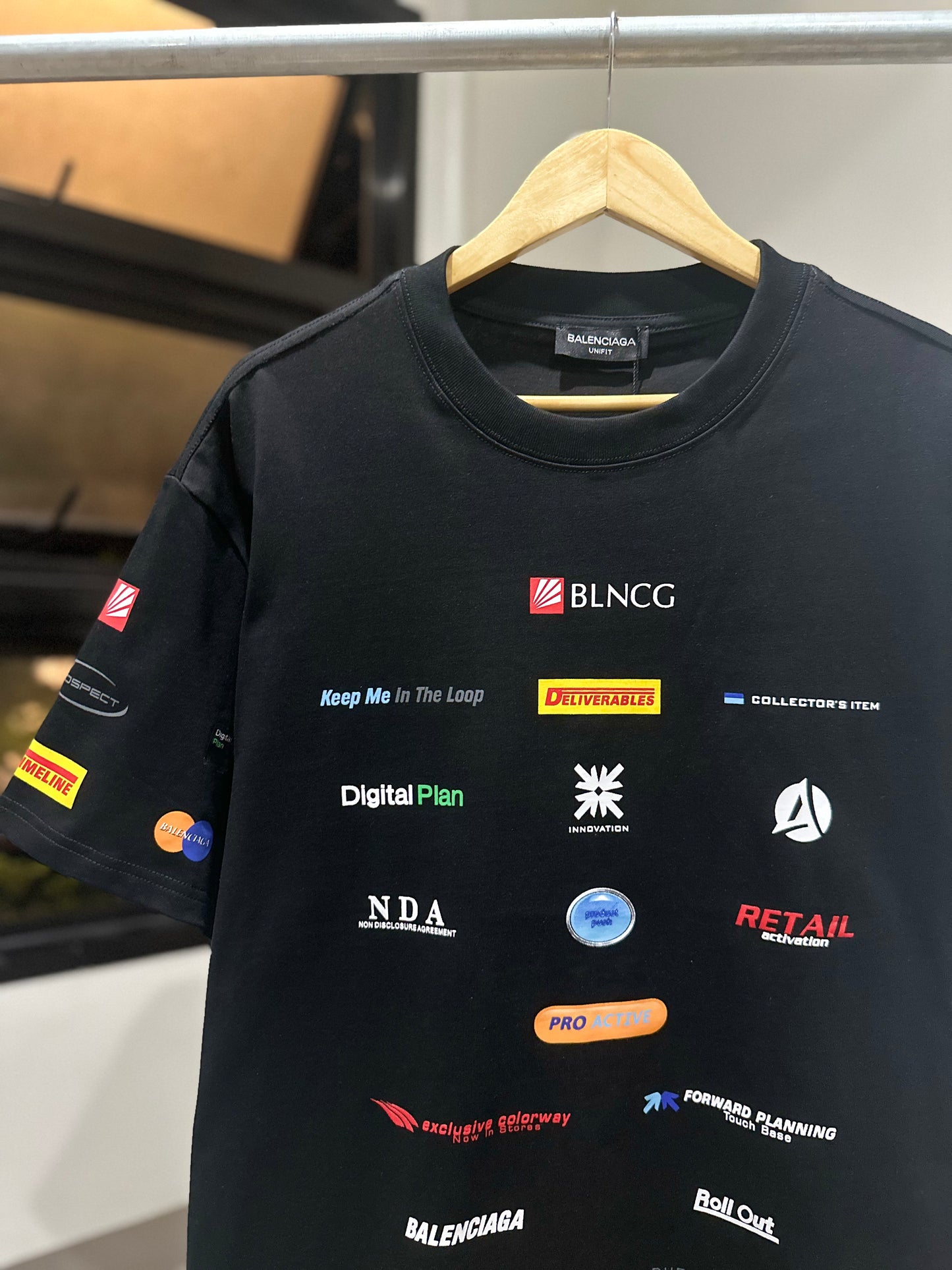 Balenciaga multi logo online