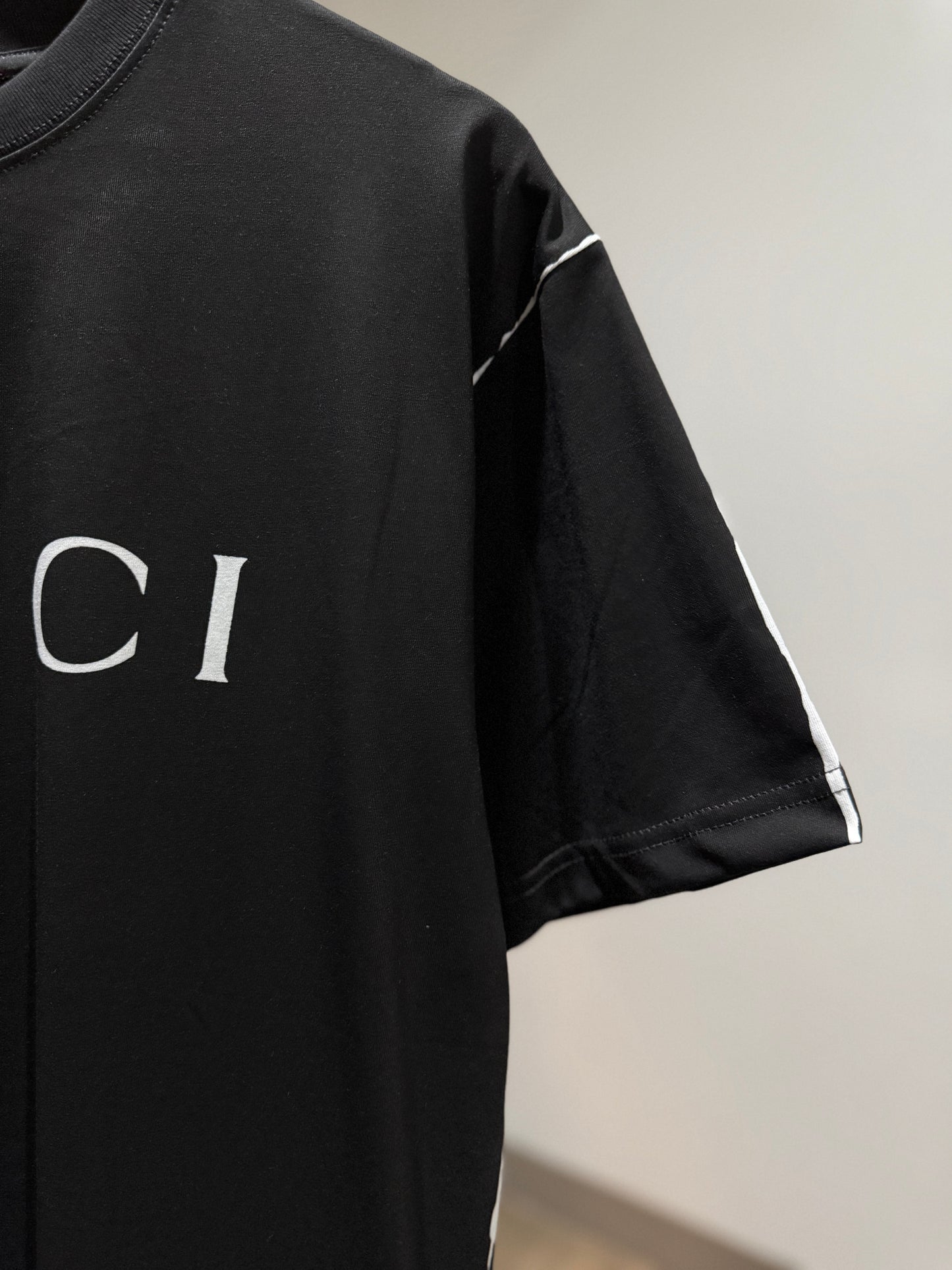 Gucci Printed Cotton T-Shirt (Black)