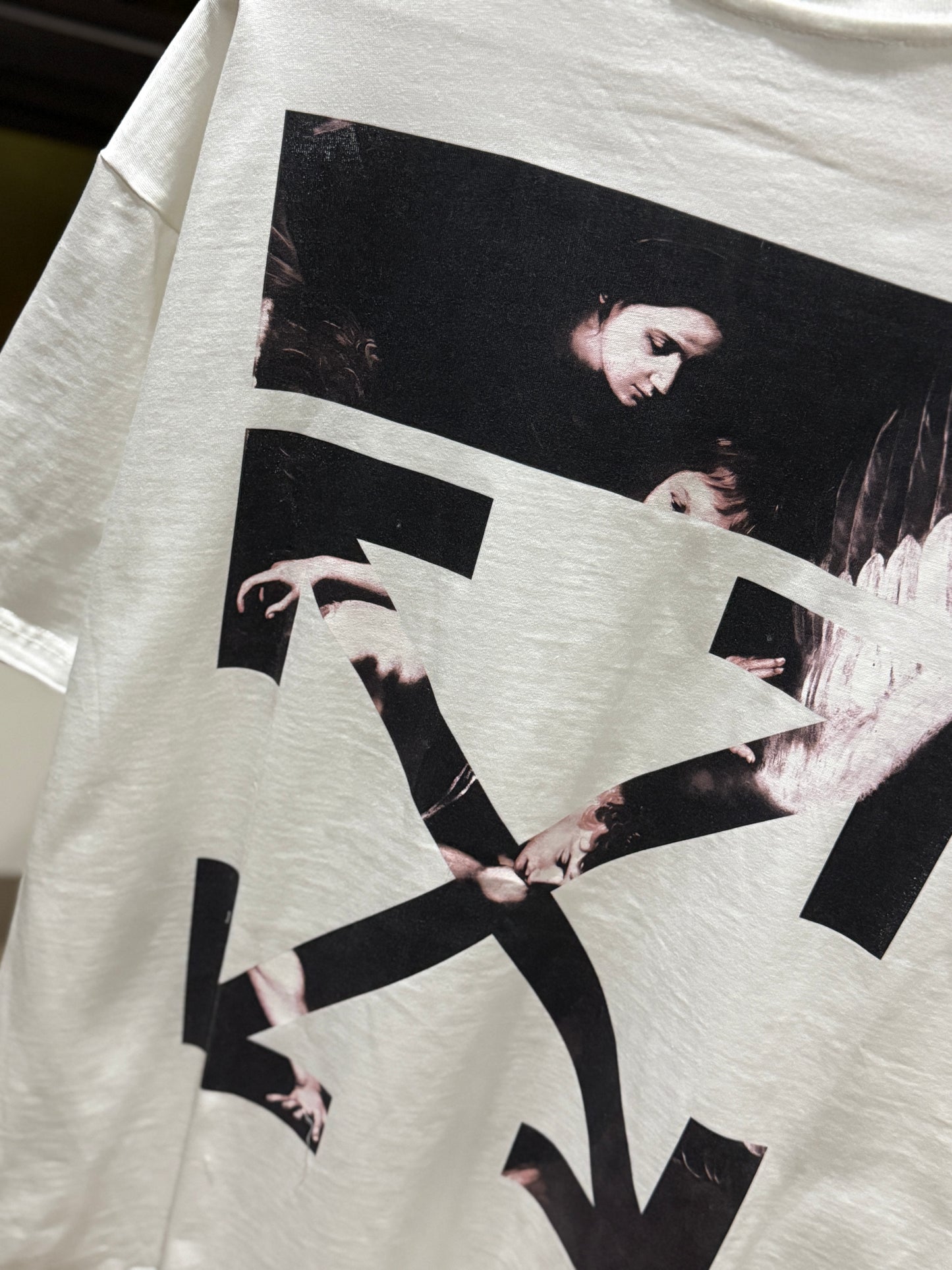 Off-White Caravaggio Arrow Tee (Oversized/White)