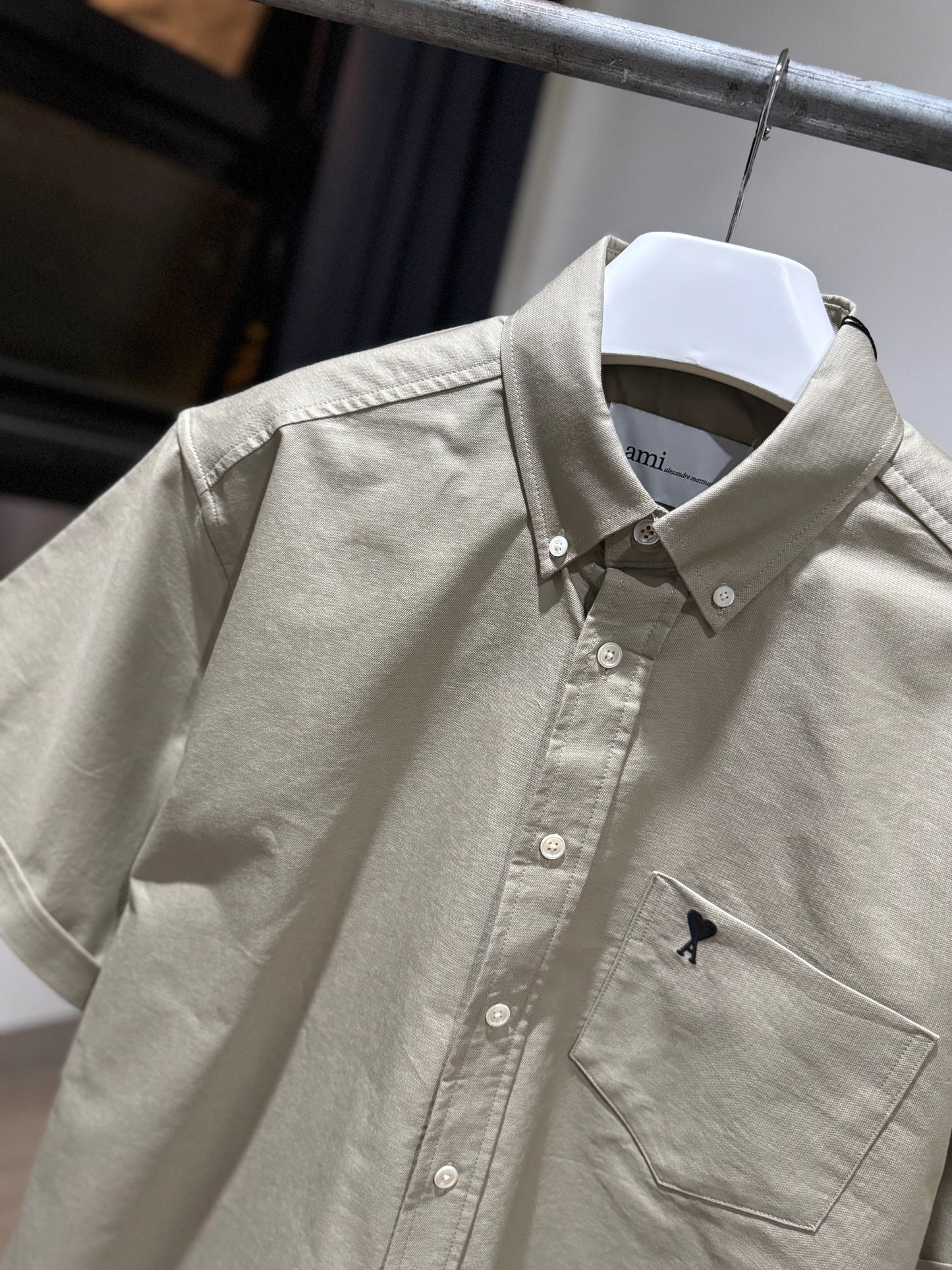 AMI de Coeur Embroidered Cotton Boxy Shirt (Beige/Boxy)