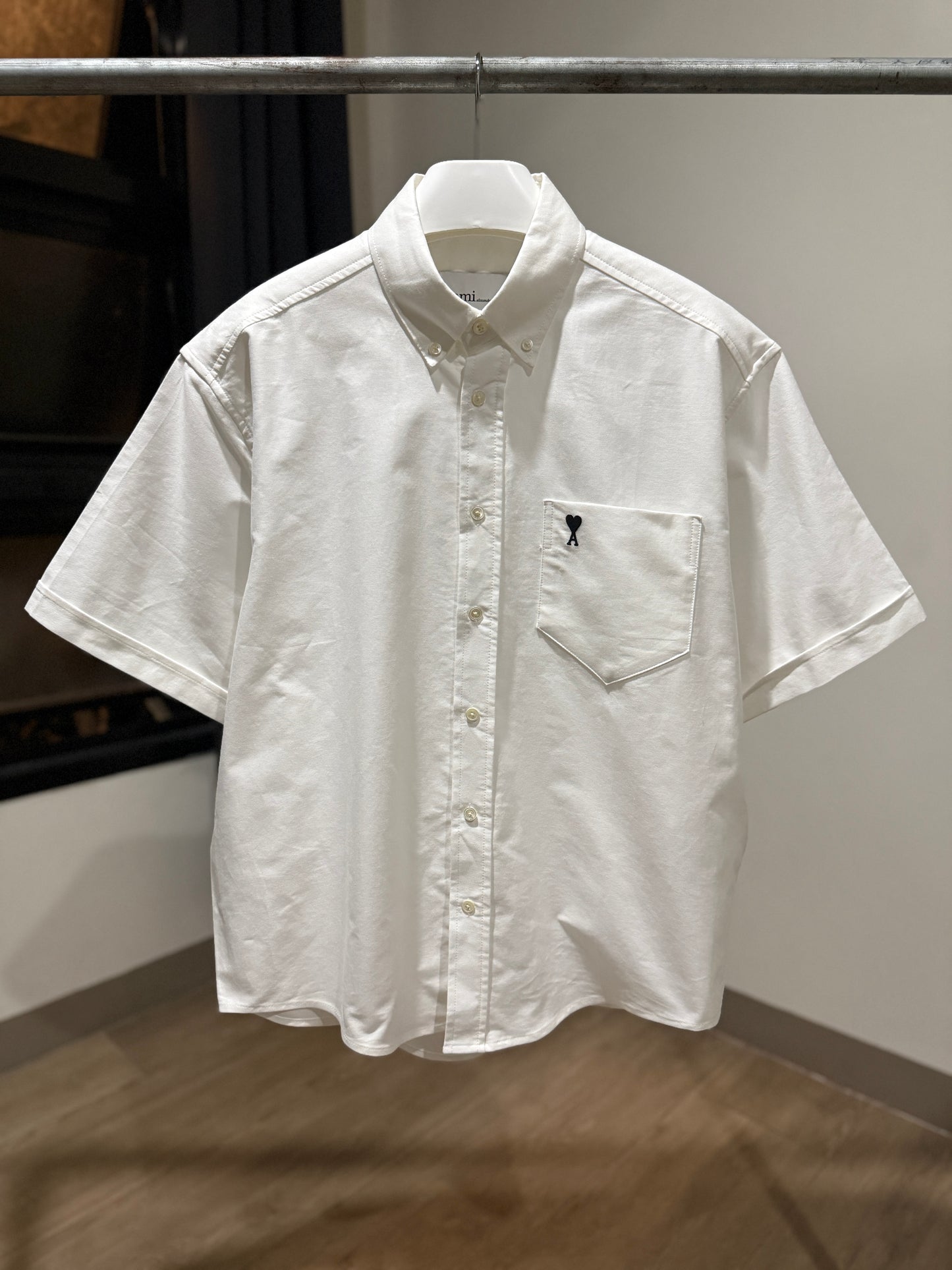 AMI de Coeur Embroidered Cotton Boxy Shirt (White)