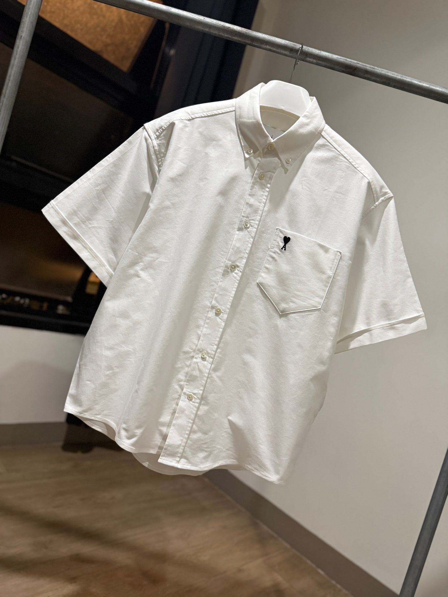 AMI de Coeur Embroidered Cotton Boxy Shirt (White)