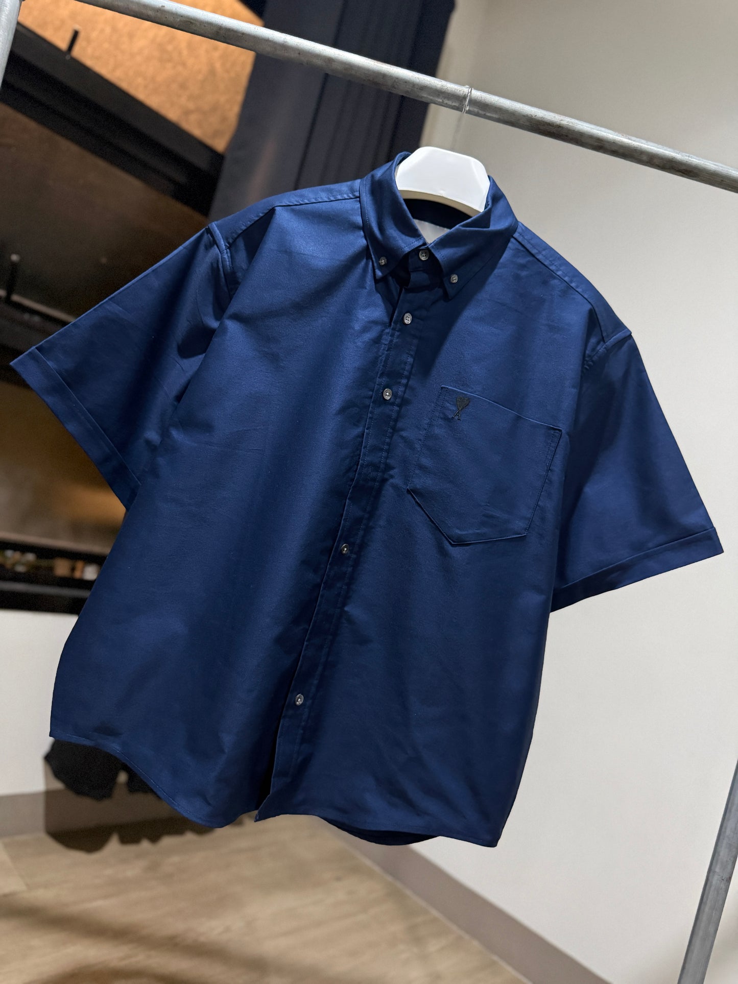 AMI de Coeur Embroidered Cotton Boxy Shirt (Boxy/Navy)