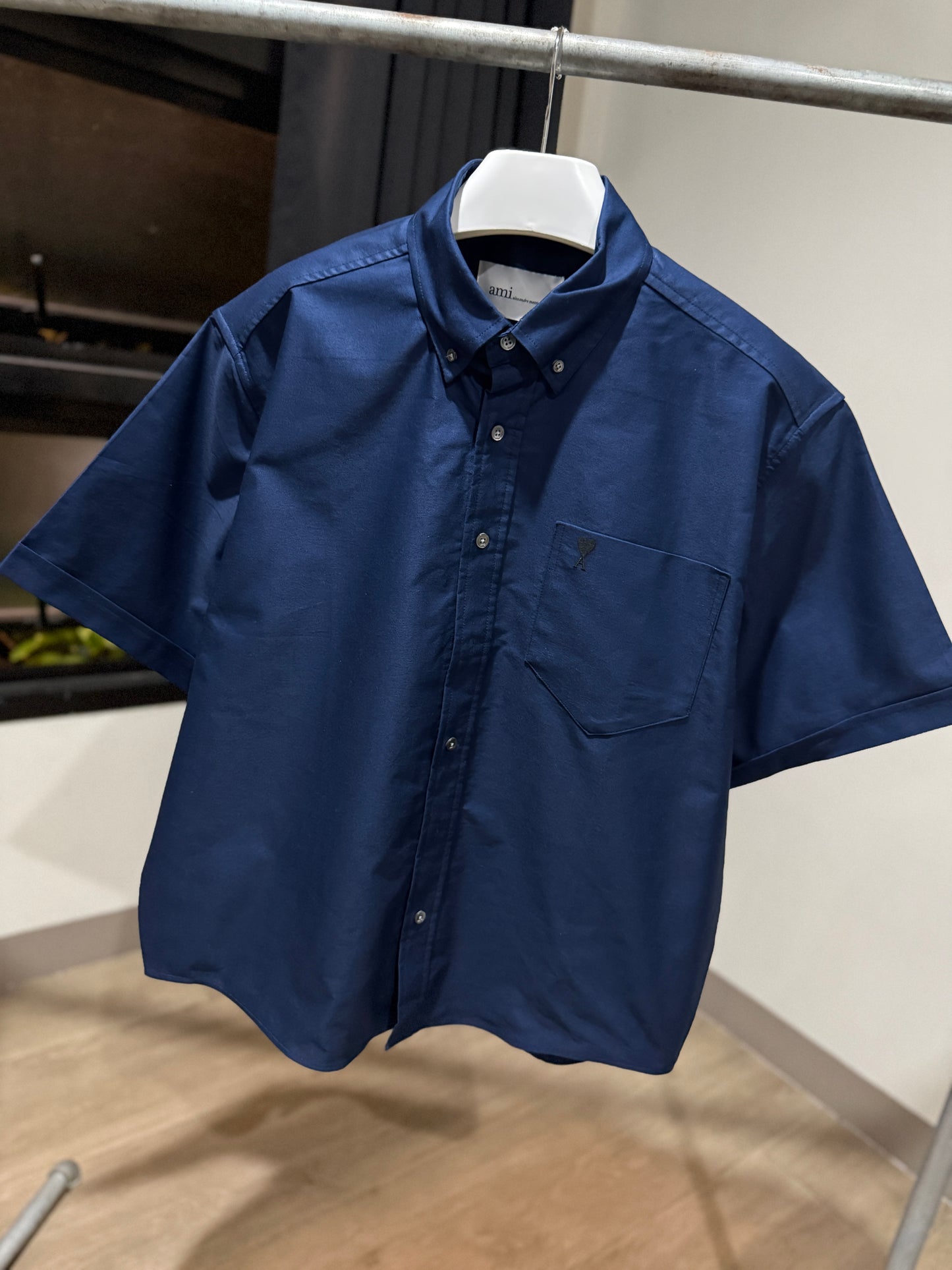 AMI de Coeur Embroidered Cotton Boxy Shirt (Boxy/Navy)