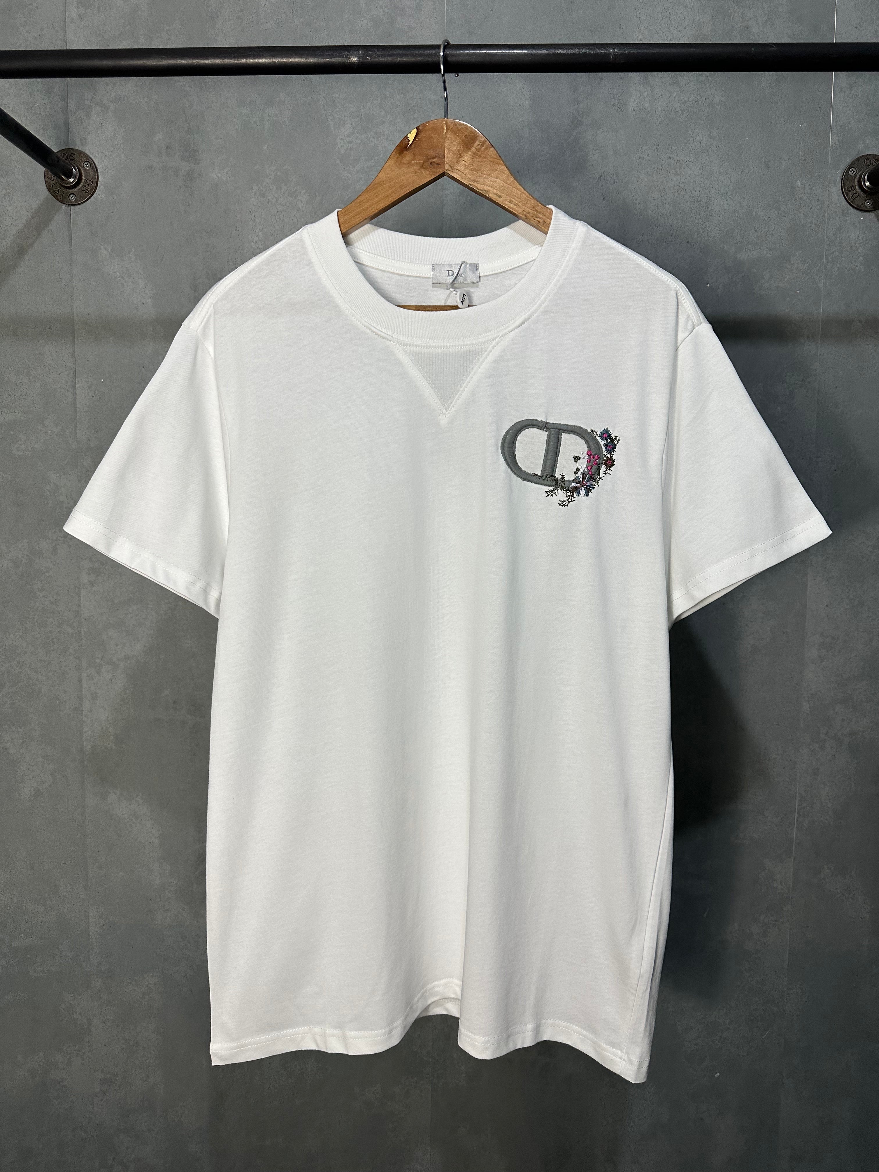 Christian Dior CD Logo T-Shirt – Dad from MNL
